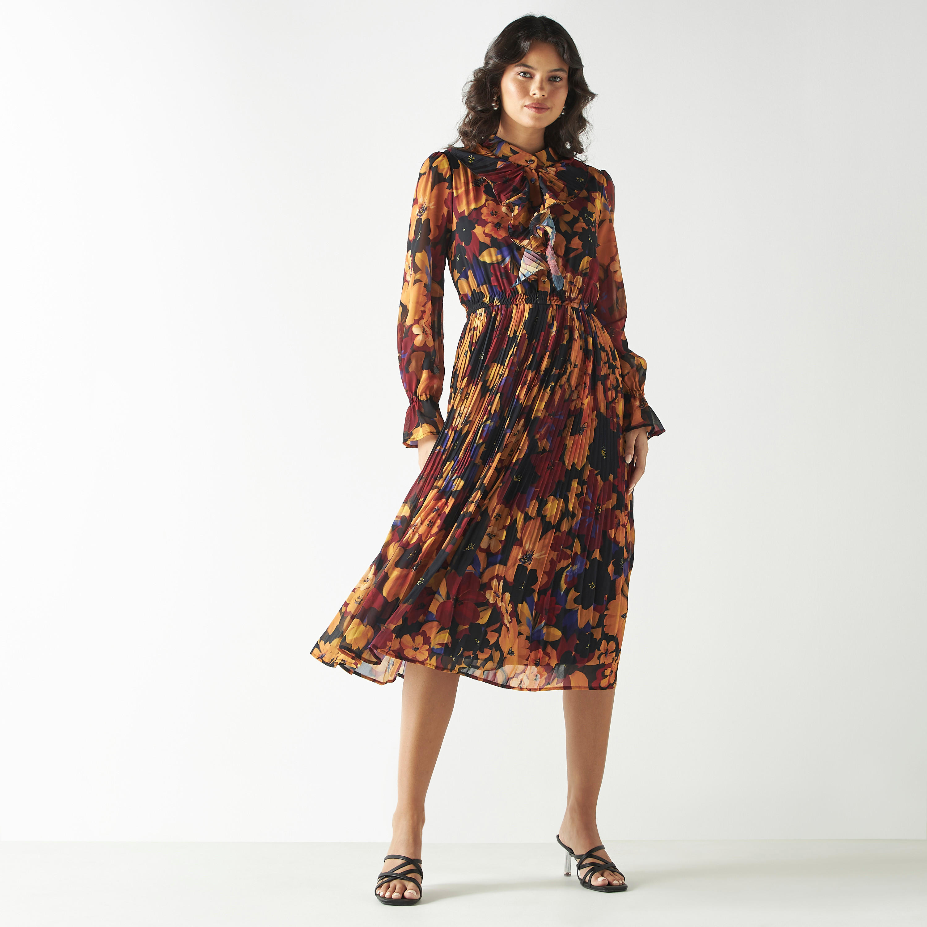 فستان بأكمام طويلة وكشكش وطبعات أزهار-women-clothing-dresses-image-1
