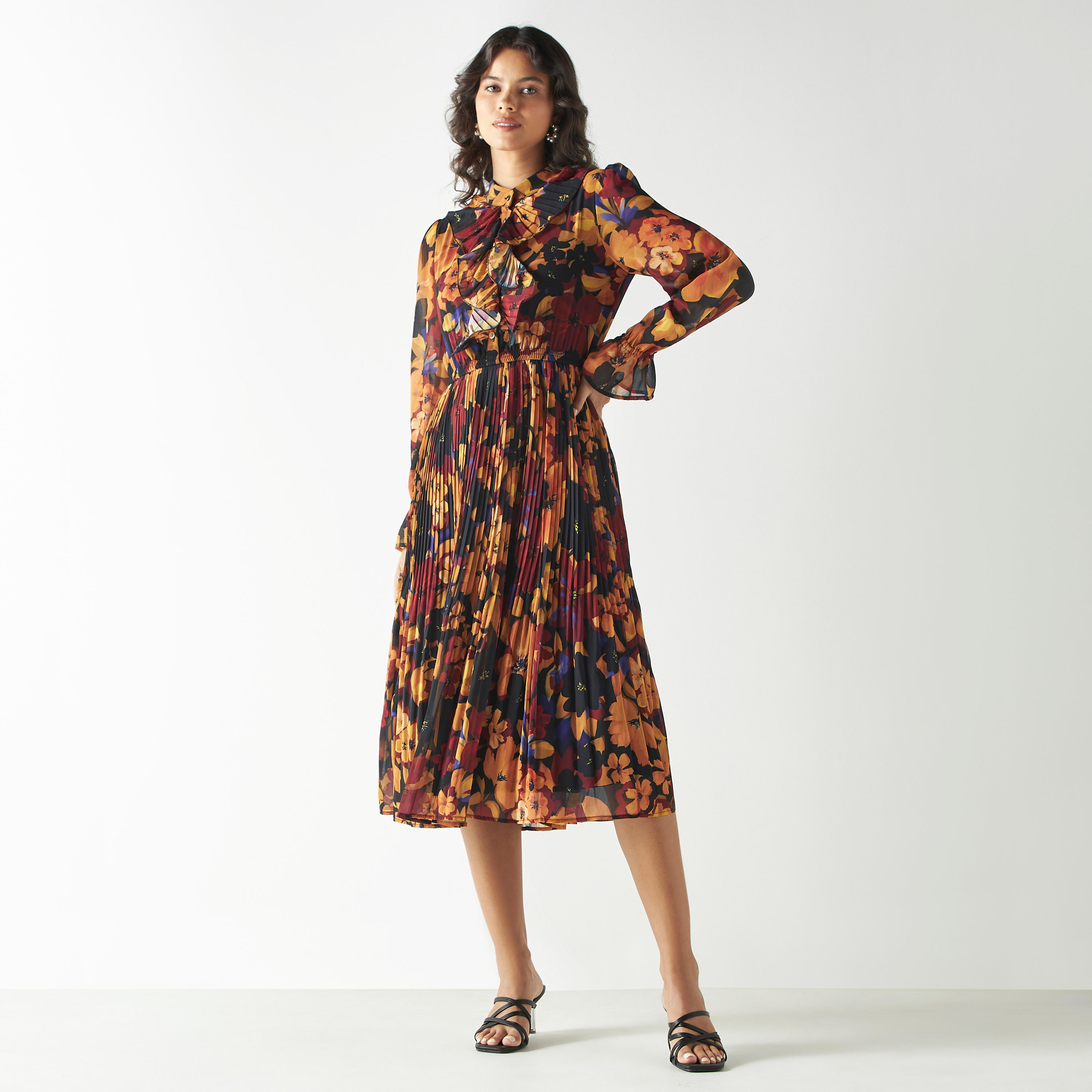 فستان بأكمام طويلة وكشكش وطبعات أزهار-women-clothing-dresses-image-2