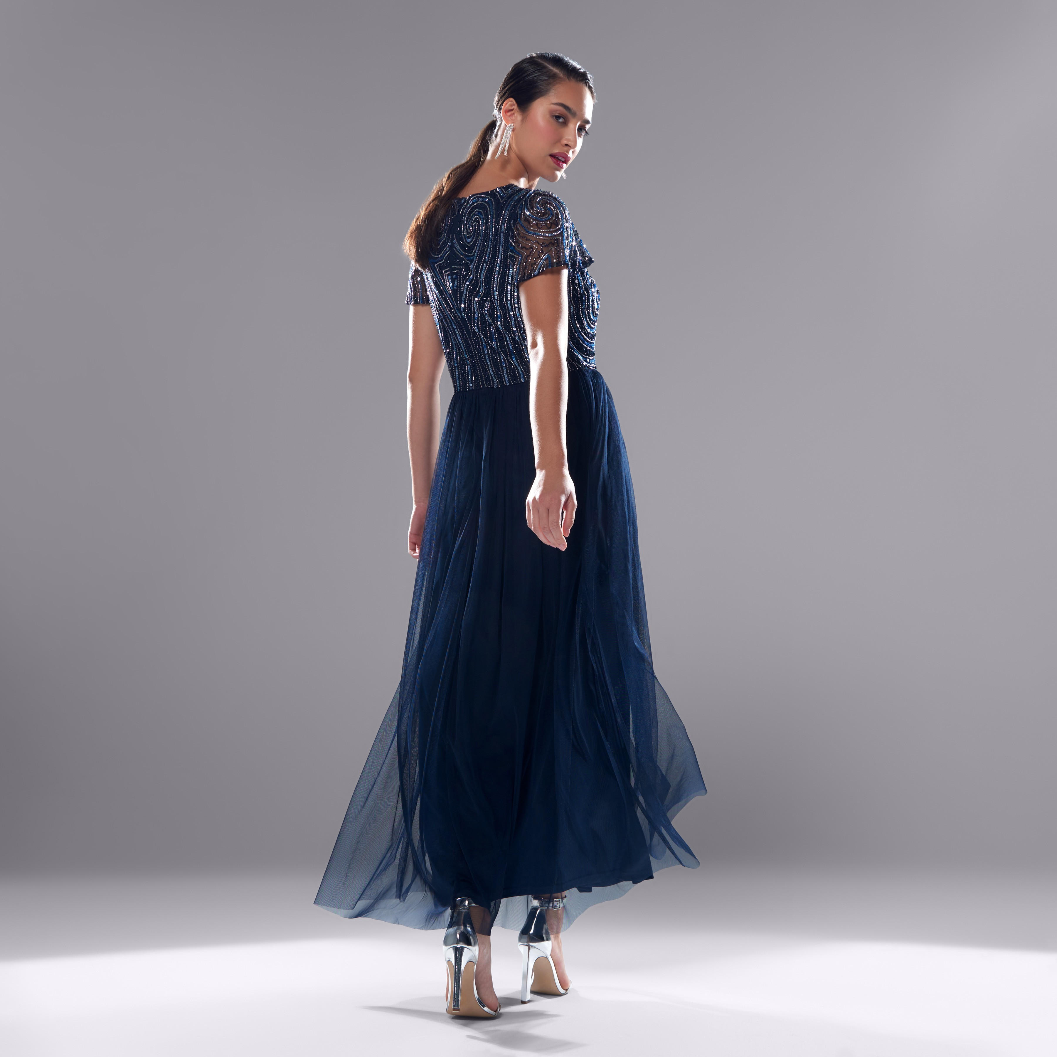 فستان طويل مزين بياقة مستديرة وأكمام قصيرة-women-clothing-dresses-image-3