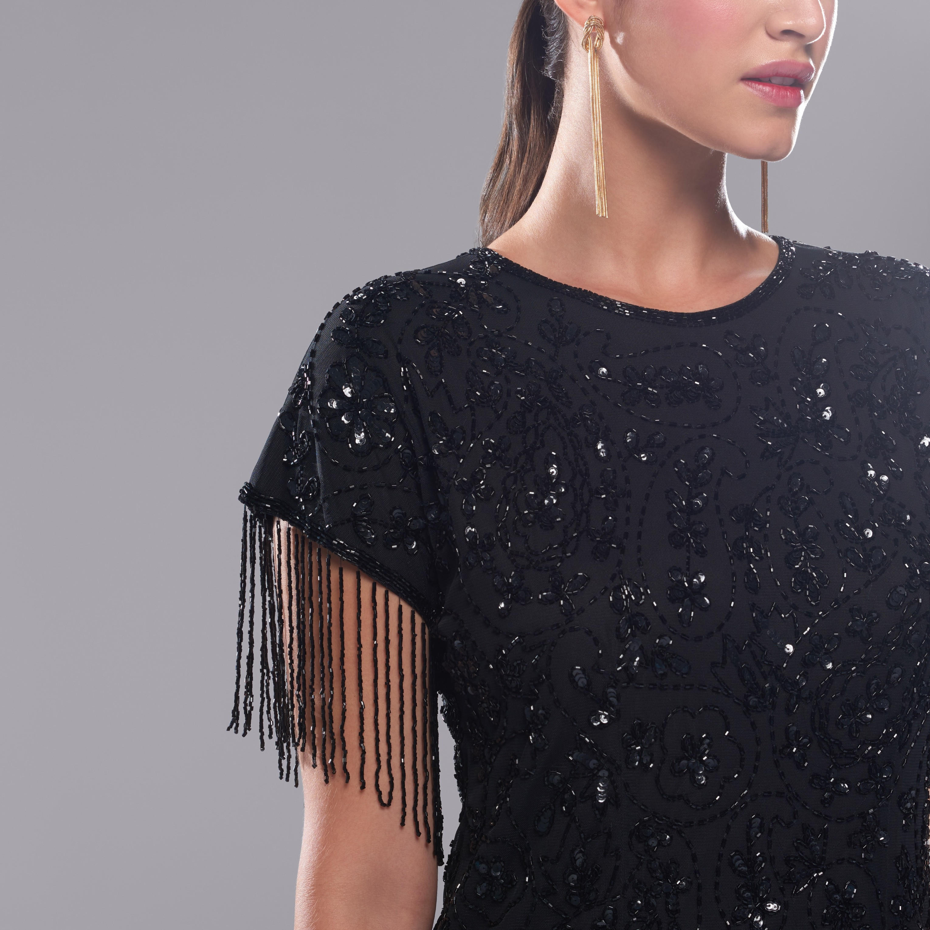 فستان مزيّن قصير بياقة مستديرة-women-clothing-dresses-image-4