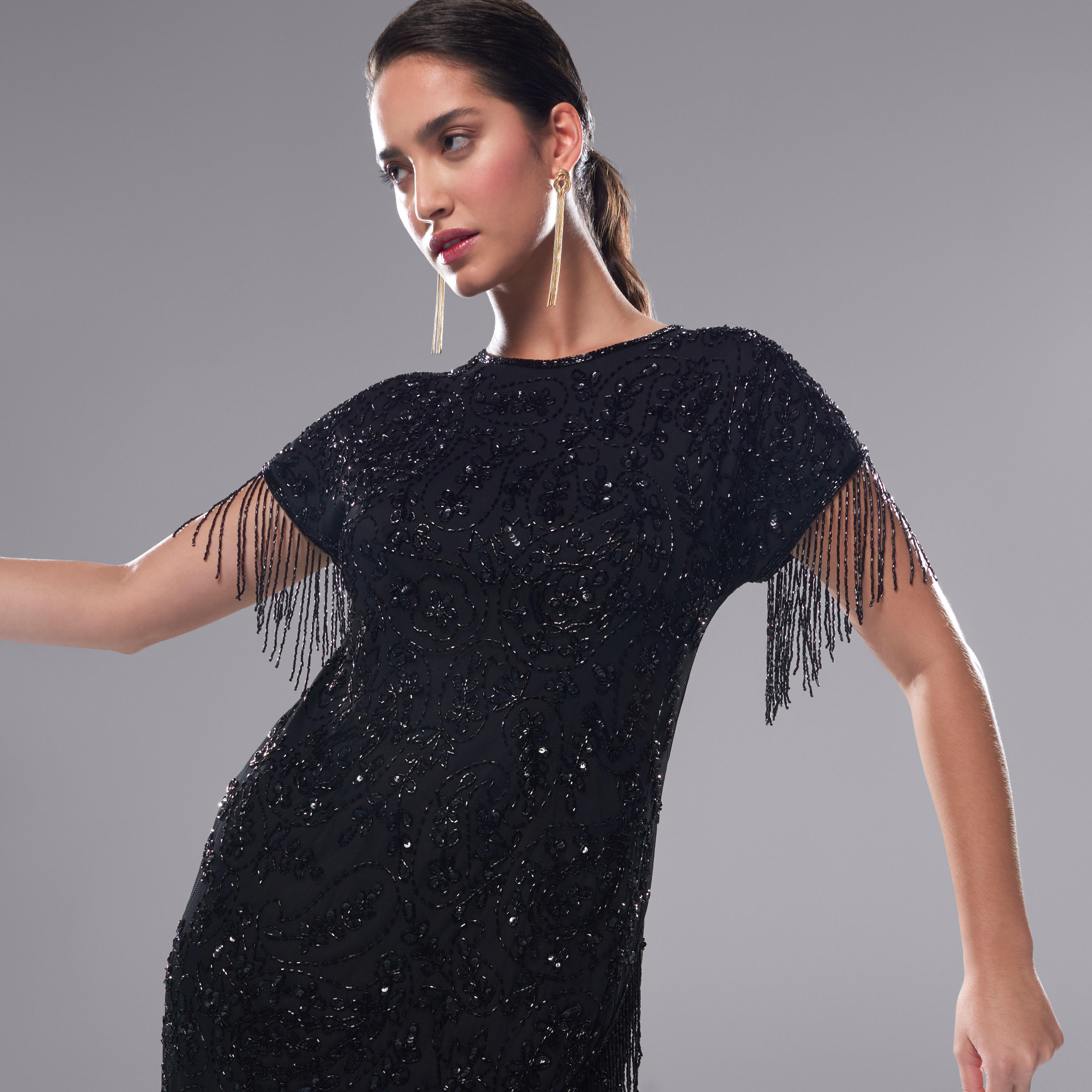 فستان مزيّن قصير بياقة مستديرة-women-clothing-dresses-image-5