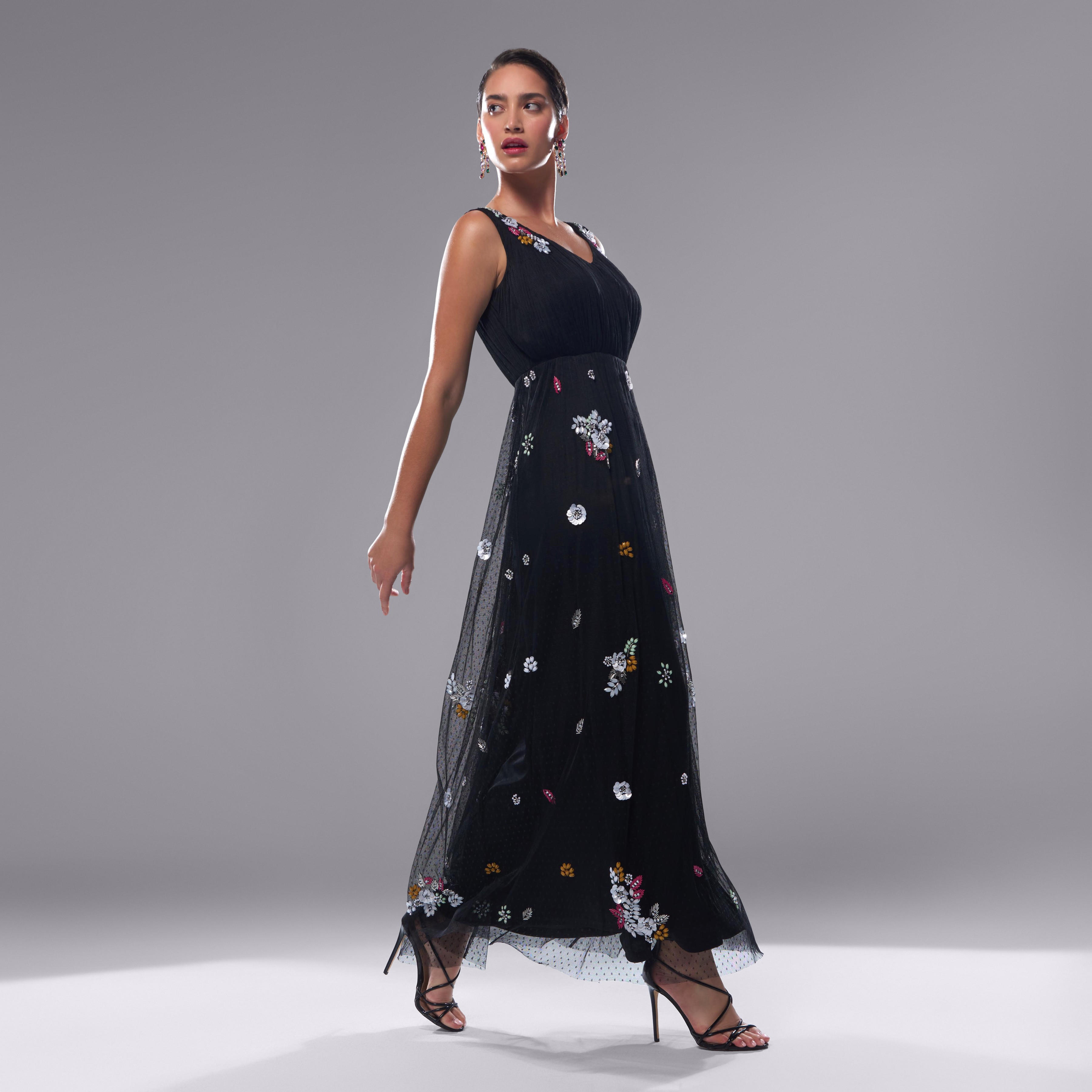 فستان طويل دون أكمام مزيّن بالأزهار مع ياقة v-women-clothing-dresses-image-2