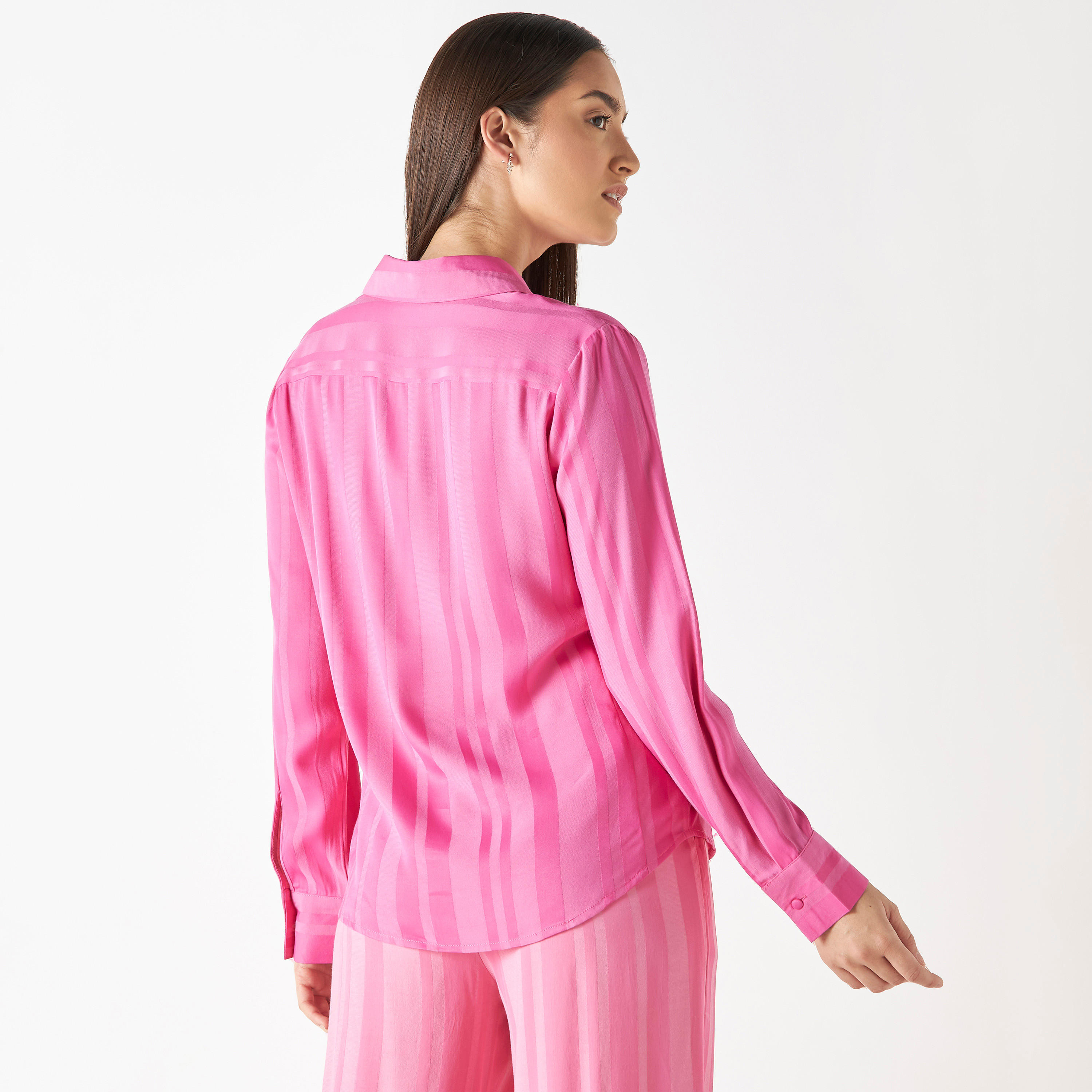 قميص ساتان مقلّم بأكمام طويلة-women-clothing-shirtsandblouses-shirts-image-3