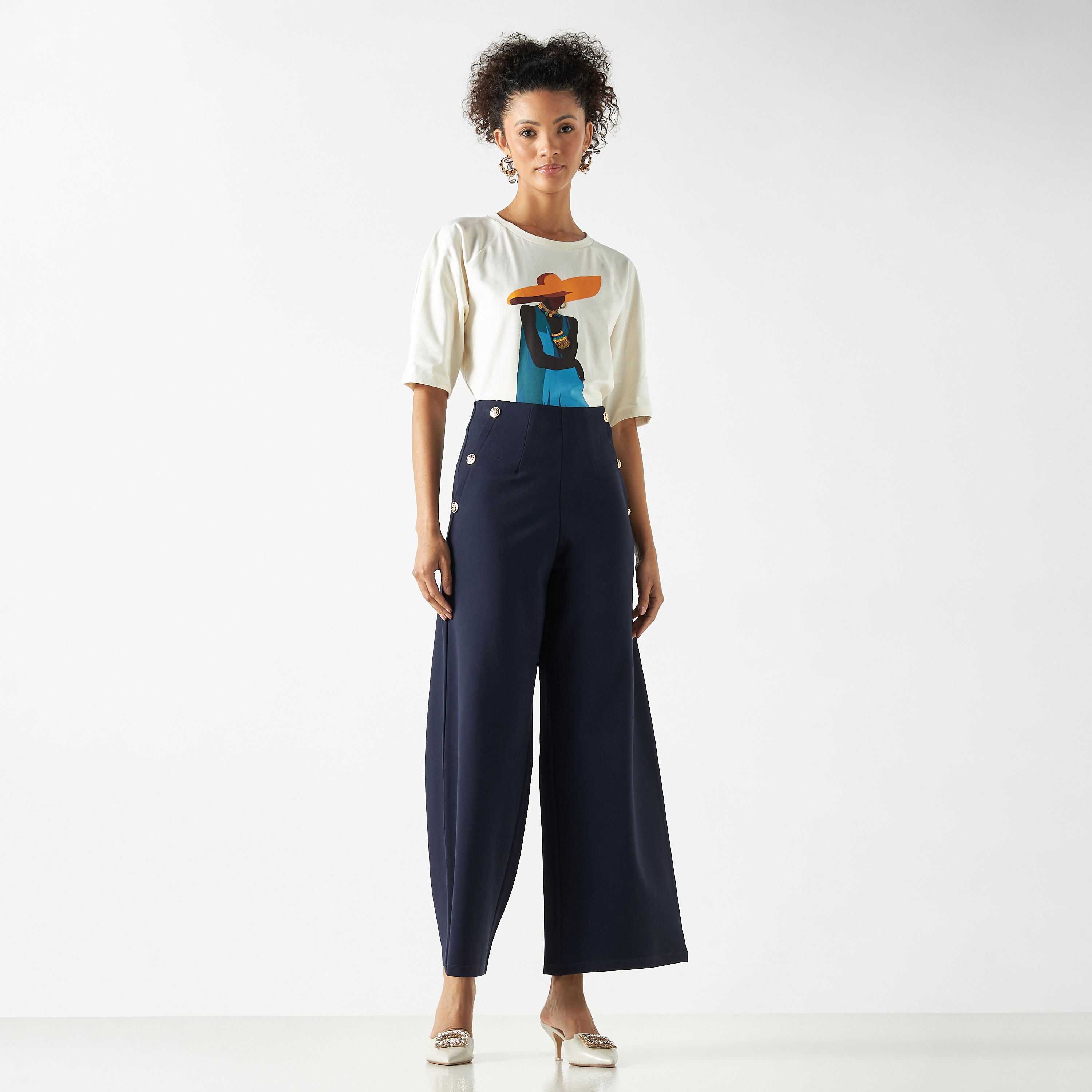 بنطلون سادة واسع الساقين بزر-women-clothing-trousers-image-6