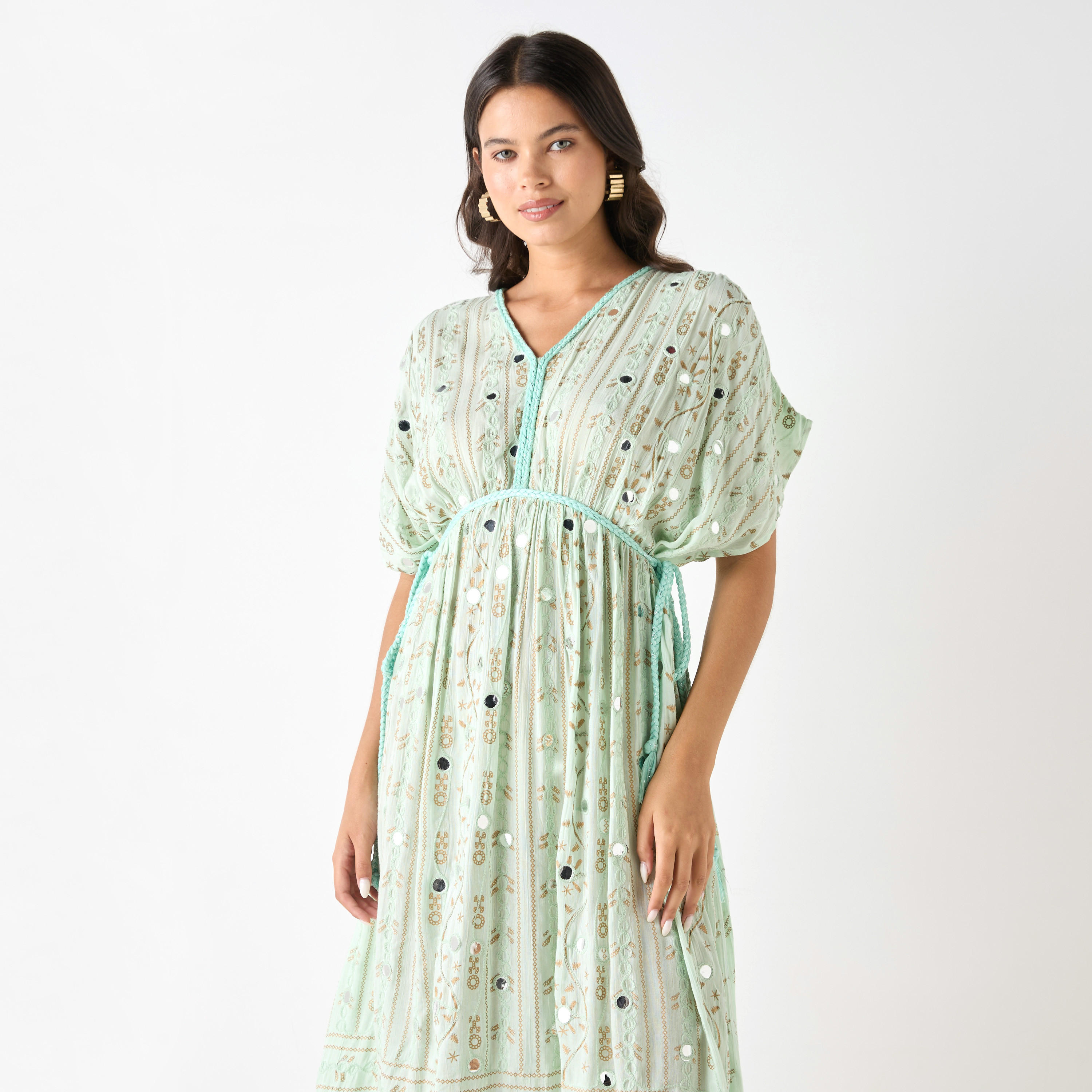 فستان طويل بياقة V وطبعات وتفاصيل عاكسة-women-clothing-dresses-image-2