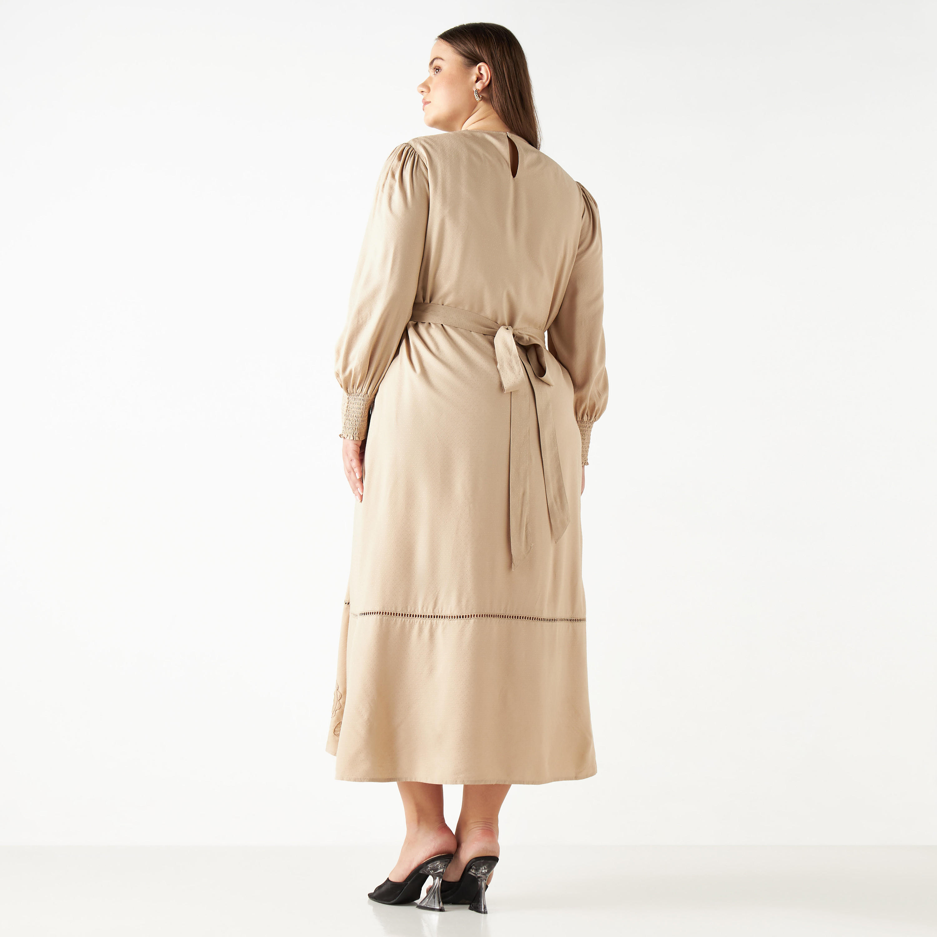 فستان إيه لاين ميدي مطرز بأكمام طويلة وحزام رباط-women-clothing-dresses-image-3