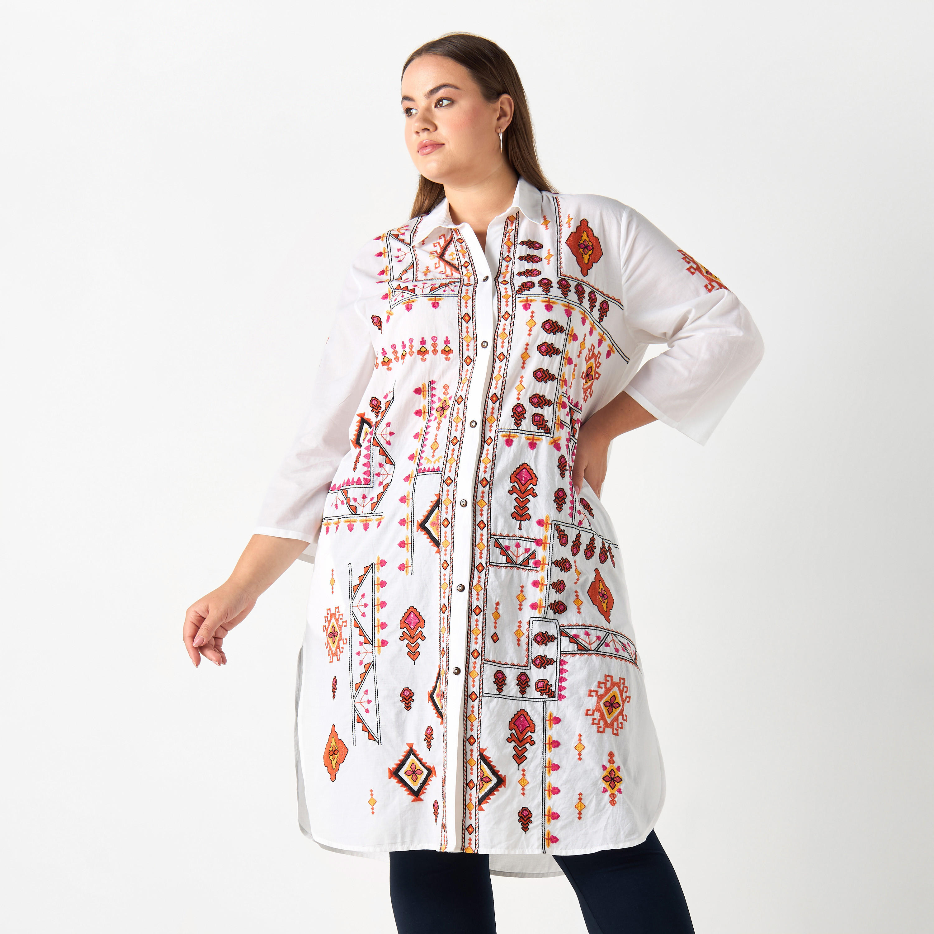 تونيك مطرز مقاس كبير بأكمام 3/4-women-clothing-shirtsandblouses-blouses-image-1