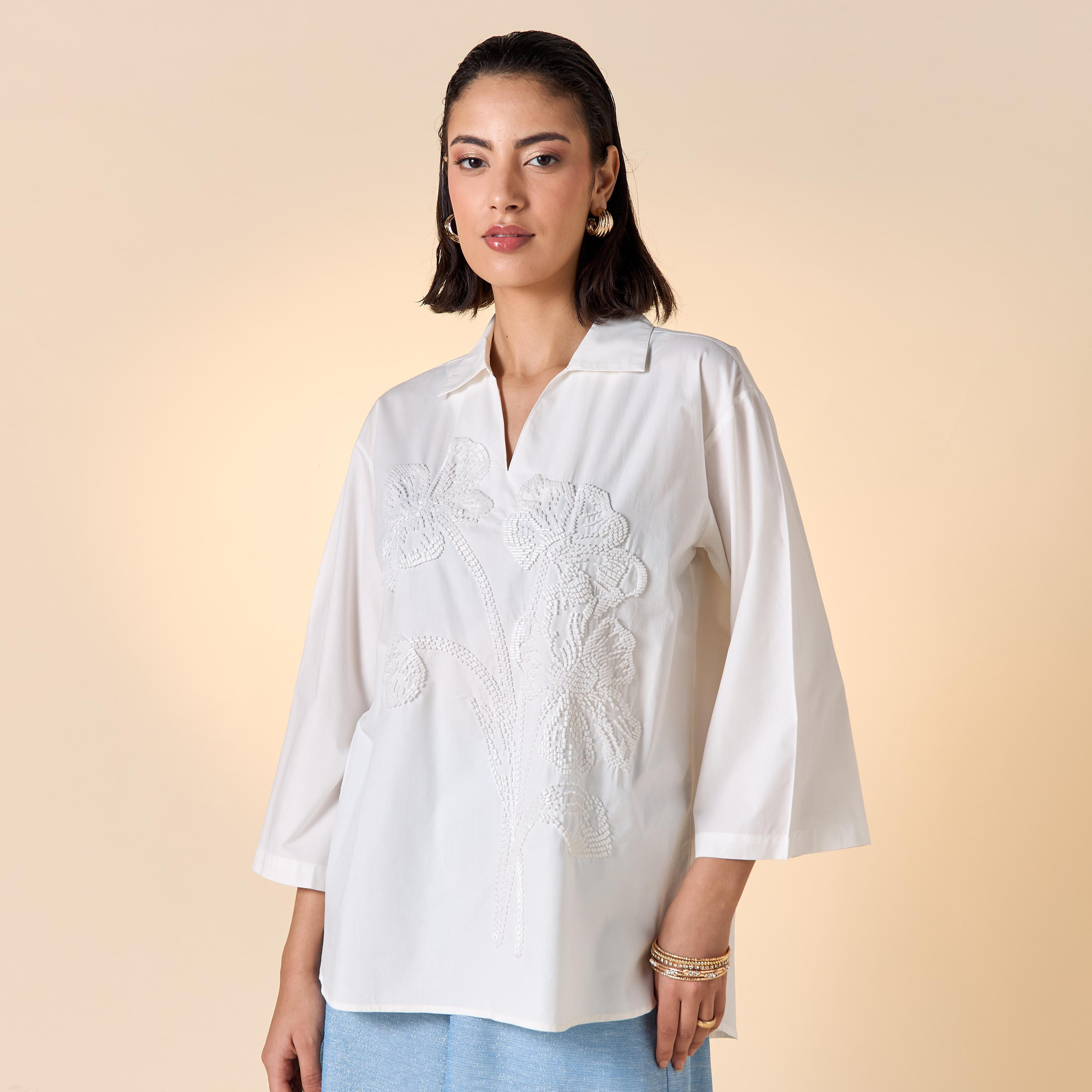بلوزة مزينة بالخرز بياقة عادية وأكمام 3/4-women-clothing-shirtsandblouses-blouses-image-1