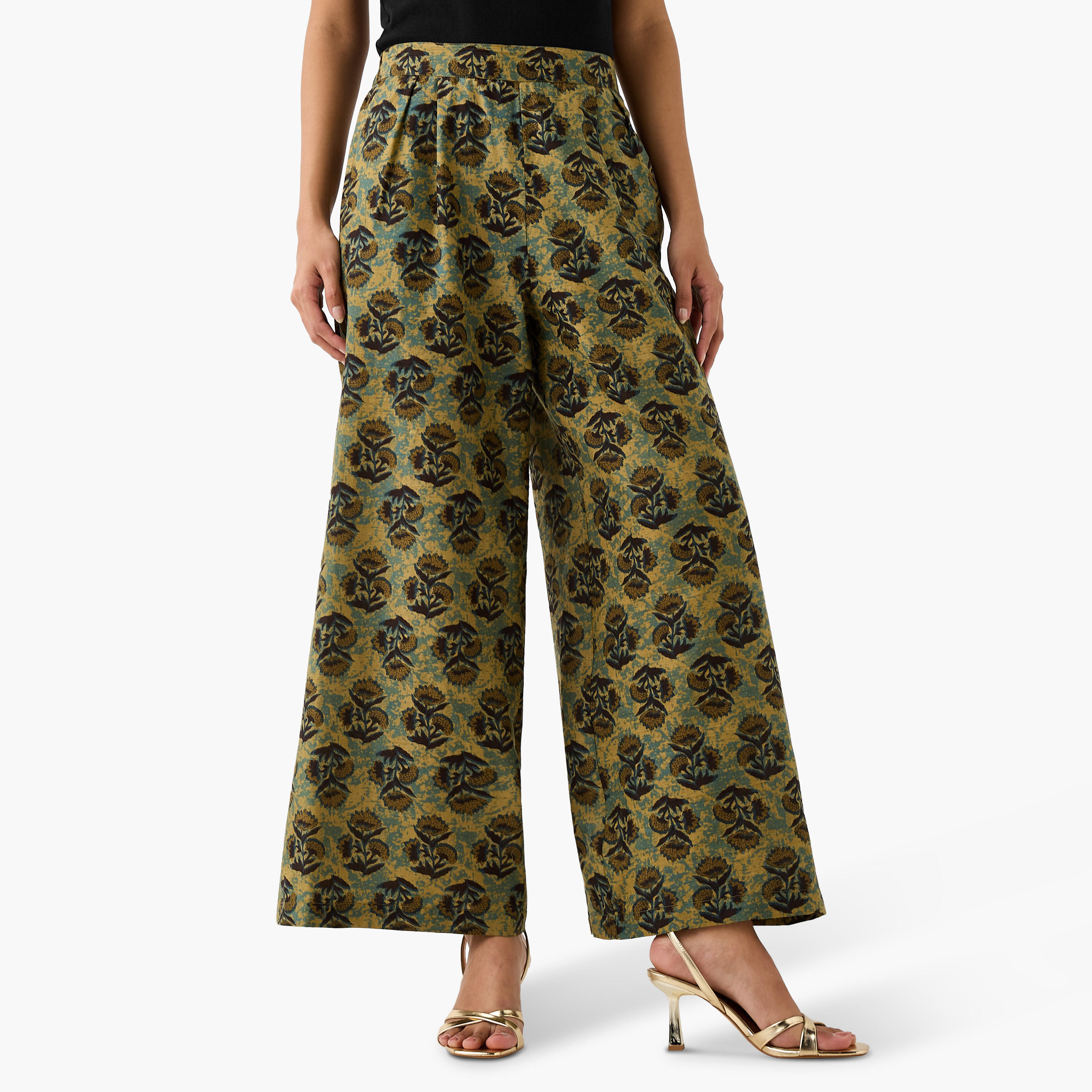بنطلون بالازو بقصة مريحة وخصر مرن وطبعة زهور-women-clothing-bottoms-trousers-image-1