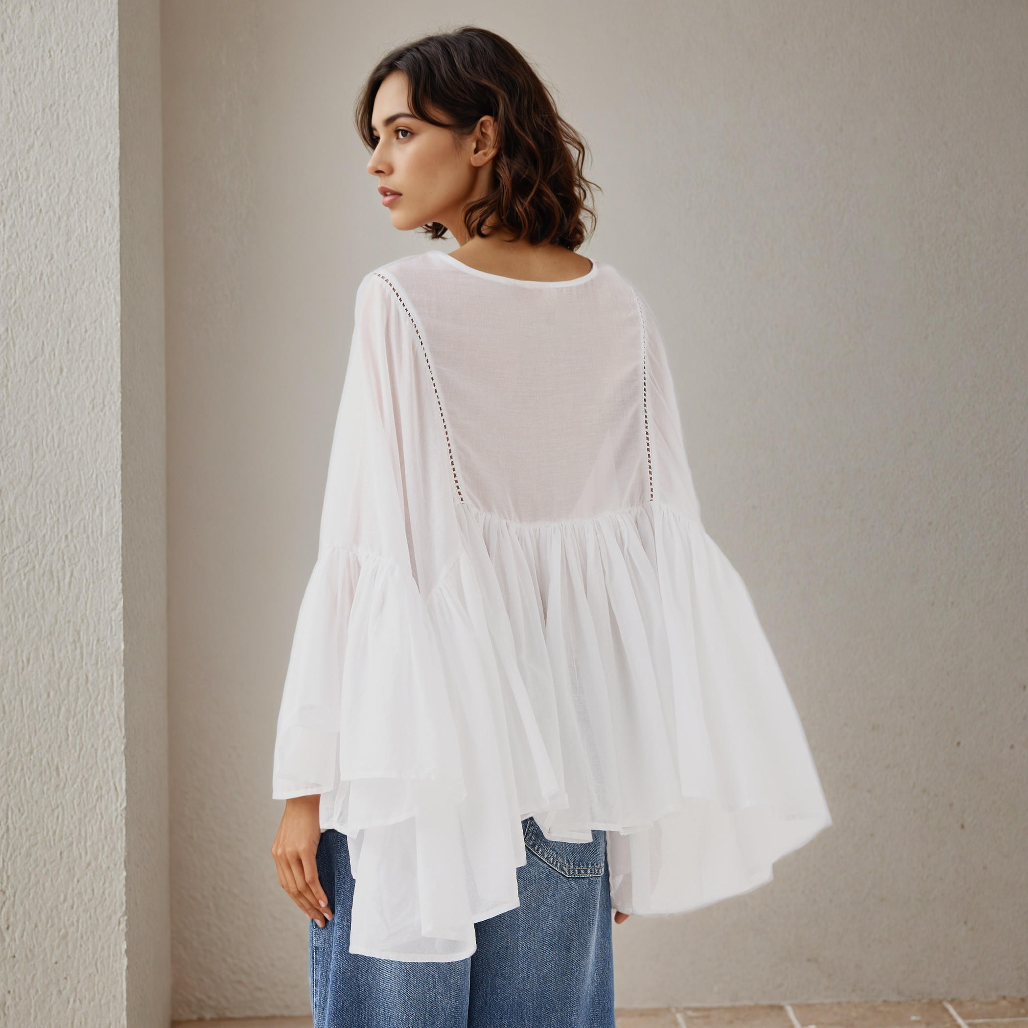 بلوزة قطن بأكمام واسعة وتفاصيل دانتيل-women-clothing-shirtsandblouses-blouses-image-3
