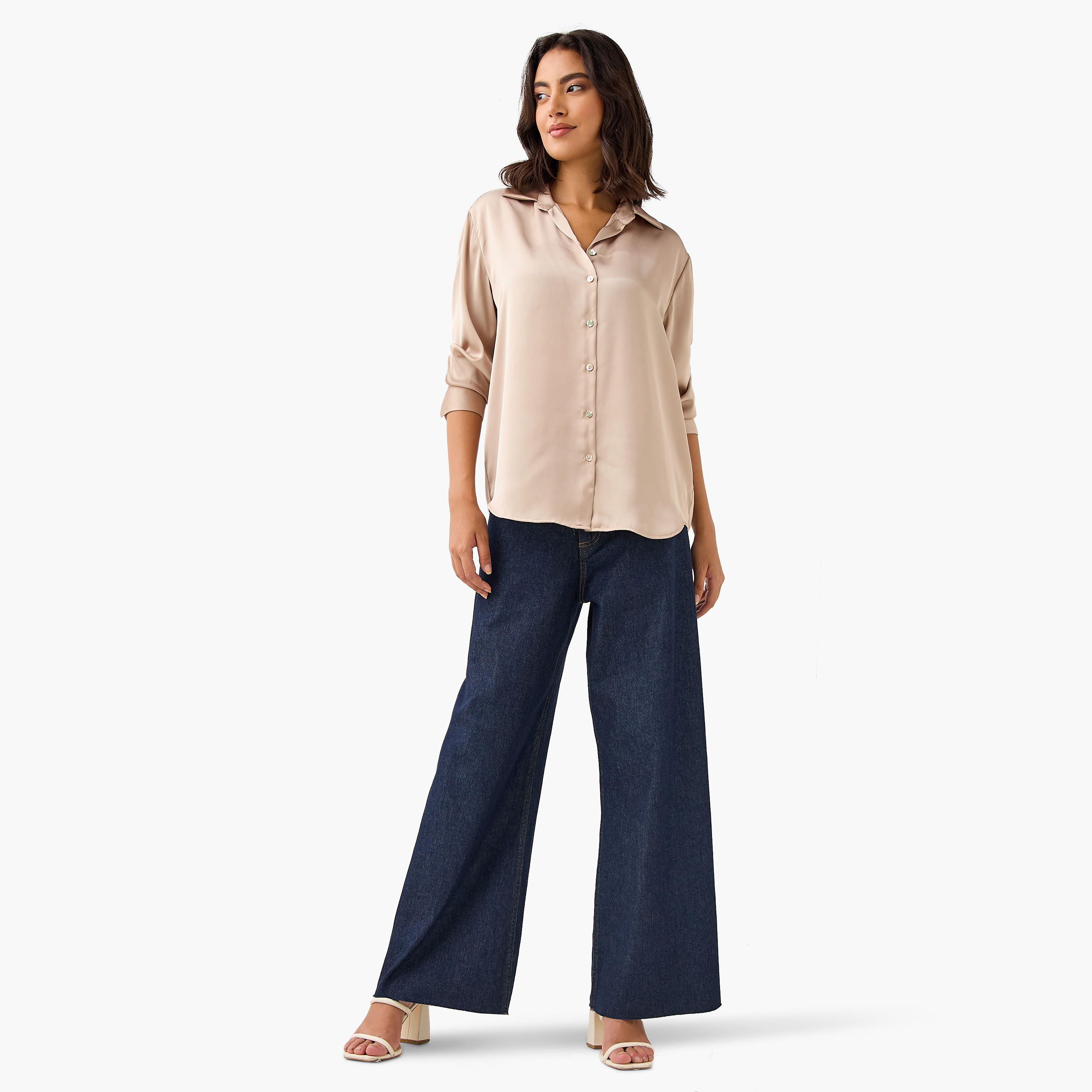 قميص ساتان بقصة عادية بياقة وأكمام طويلة-women-clothing-shirtsandblouses-shirts-image-2