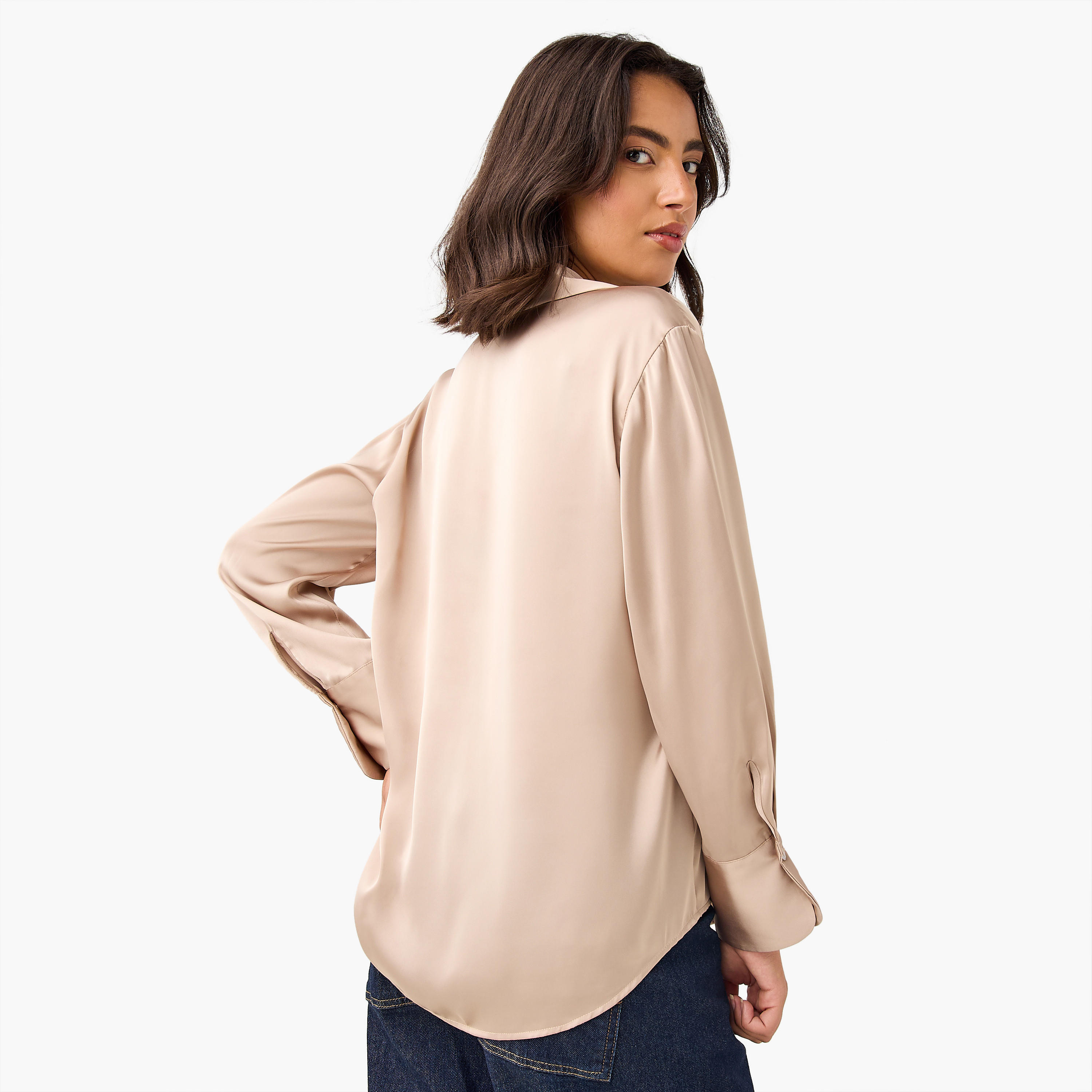 قميص ساتان بقصة عادية بياقة وأكمام طويلة-women-clothing-shirtsandblouses-shirts-image-3