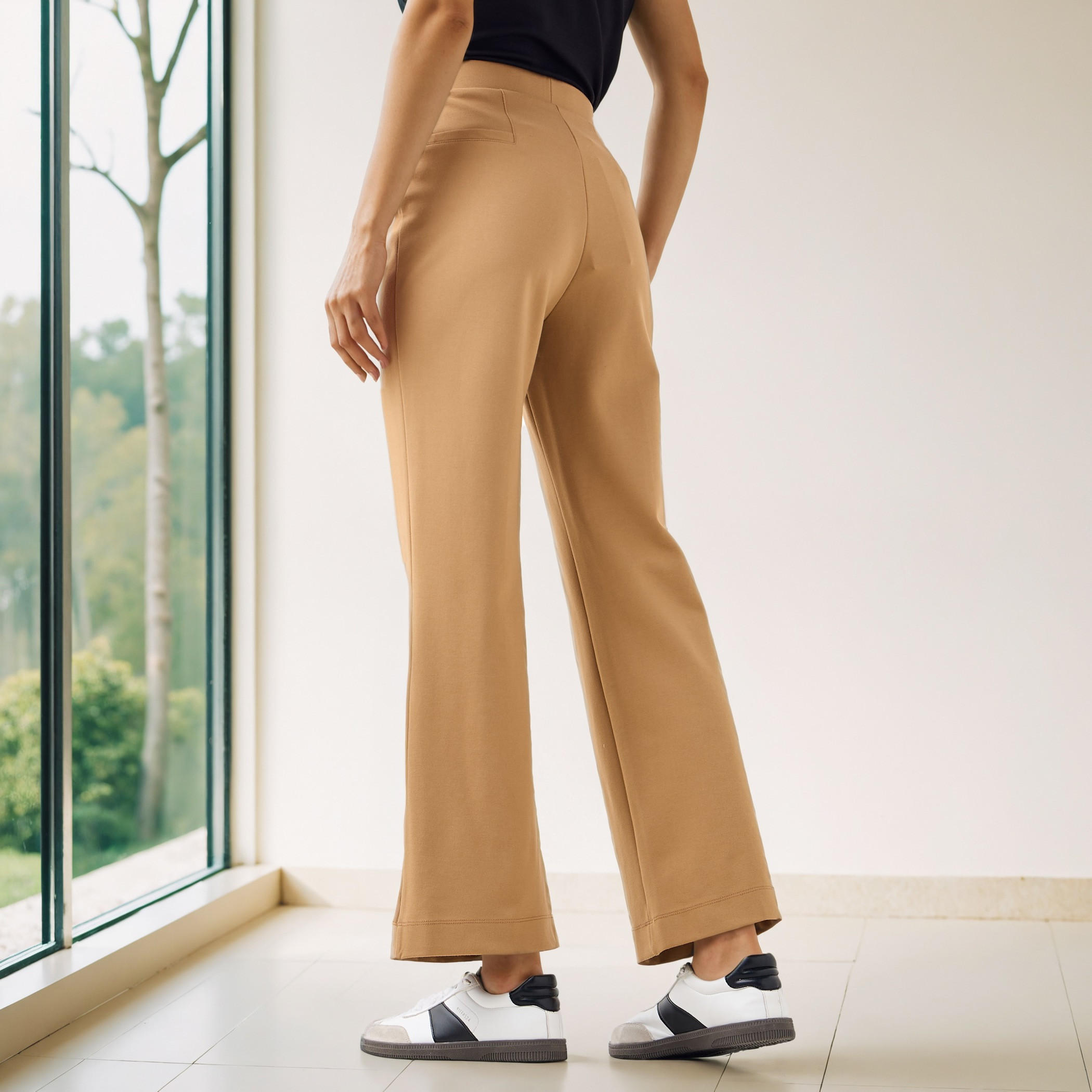 بنطلون بونتي بقصّة بوت ليج وخصر مطاطي -women-clothing-bottoms-trousers-image-3