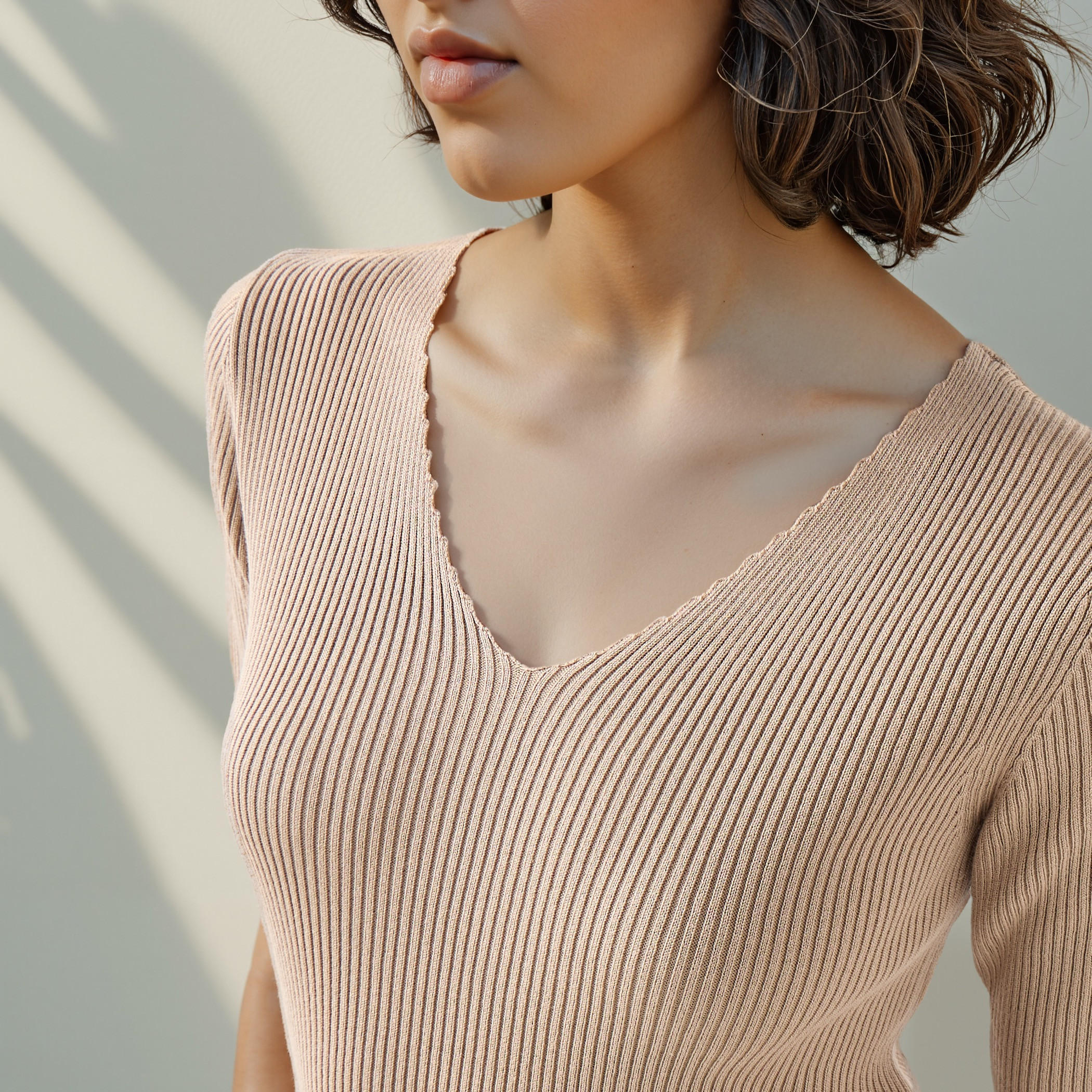 Ribbed V-neck Tricot Top with Short Sleeves-women-clothing-tshirts-image-4