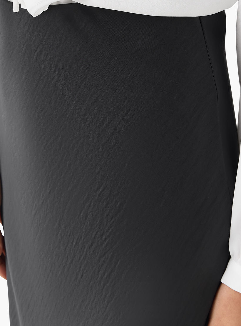 تنورة واسعة بارزة الملمس بخصر مطاطي-women-clothing-bottoms-skirts-image-2