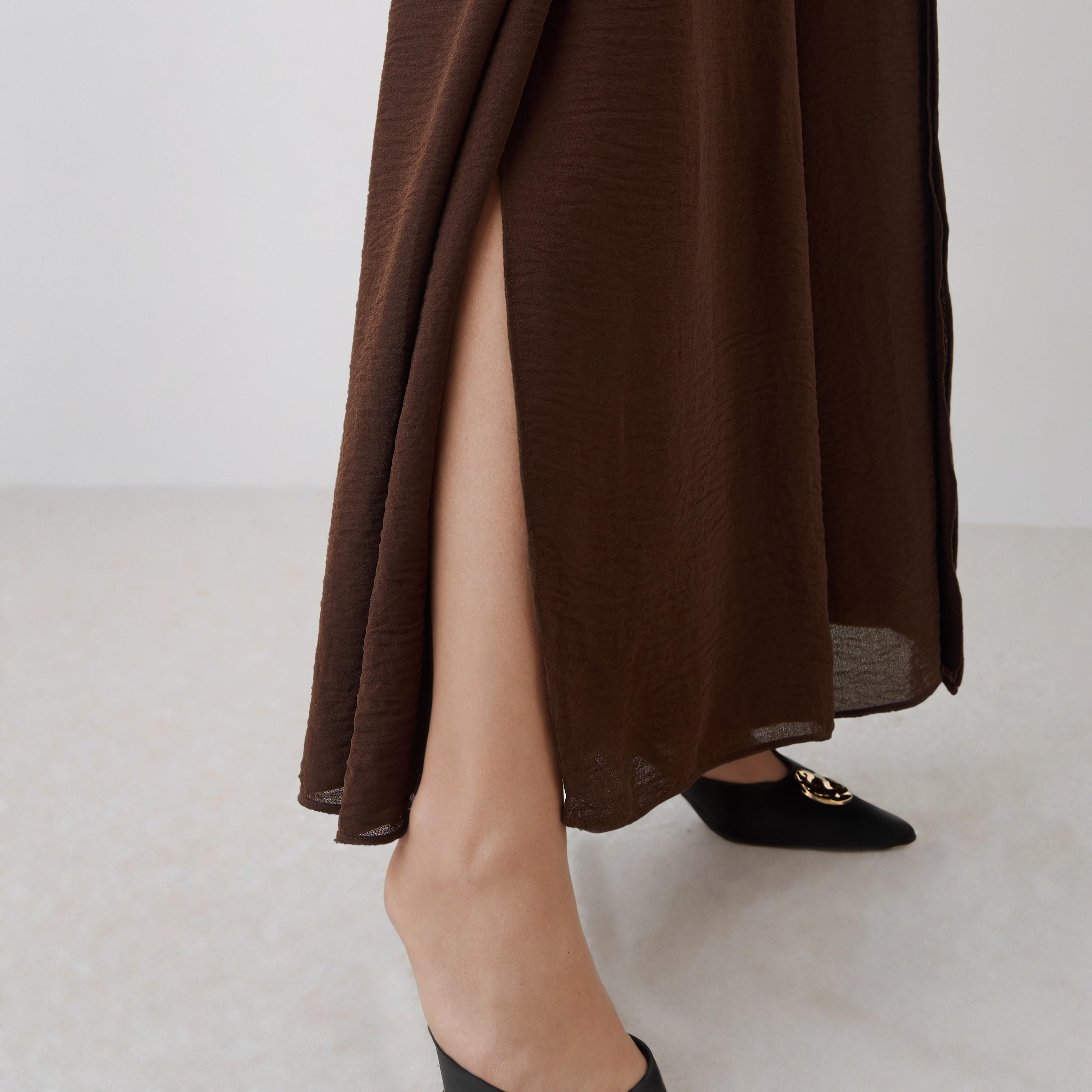 بنطلون واسع الساقين بفتحات جانبية وجيوب-women-clothing-bottoms-trousers-image-2