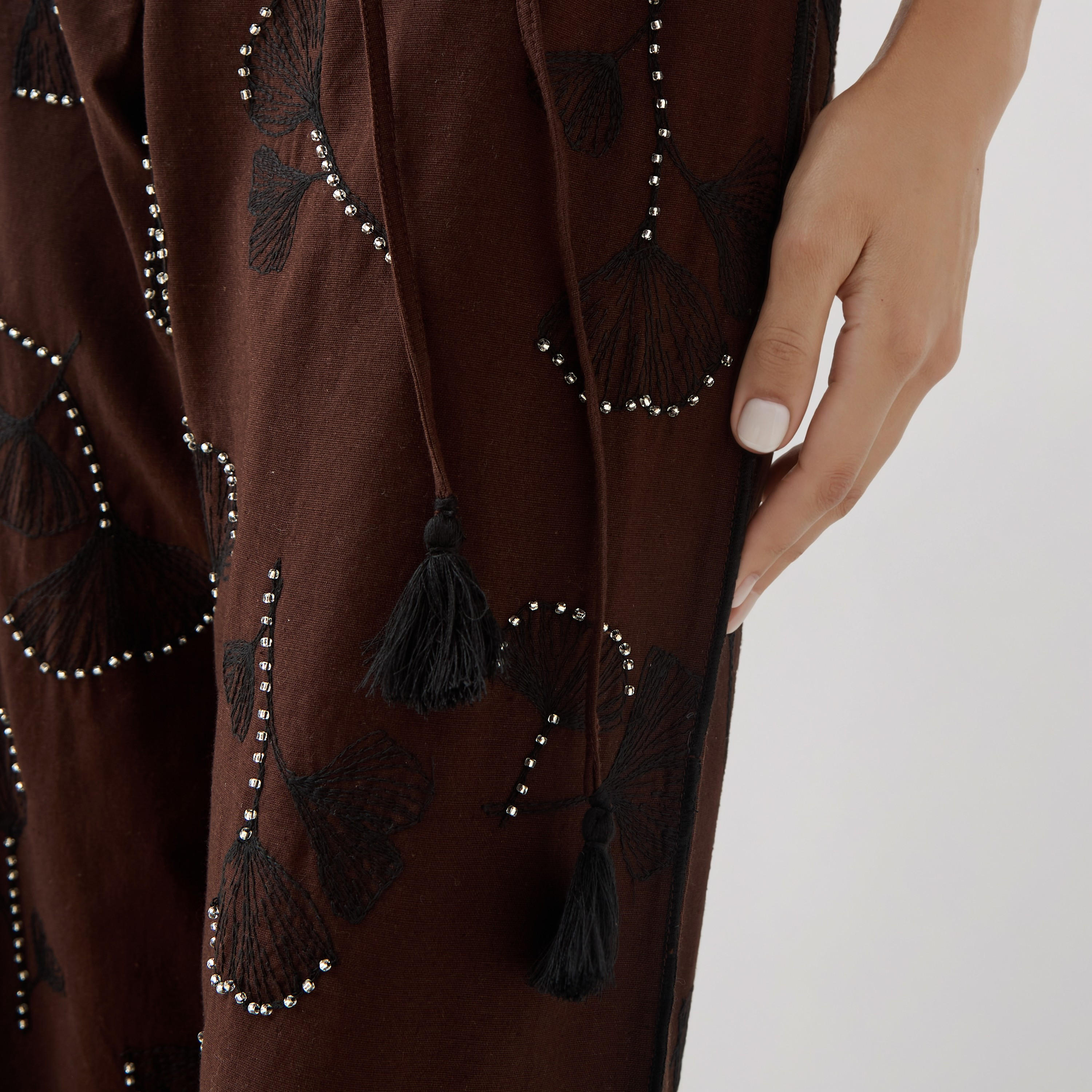 Drawstring Waist Embroidered Pants-women-clothing-bottoms-trousers-image-4