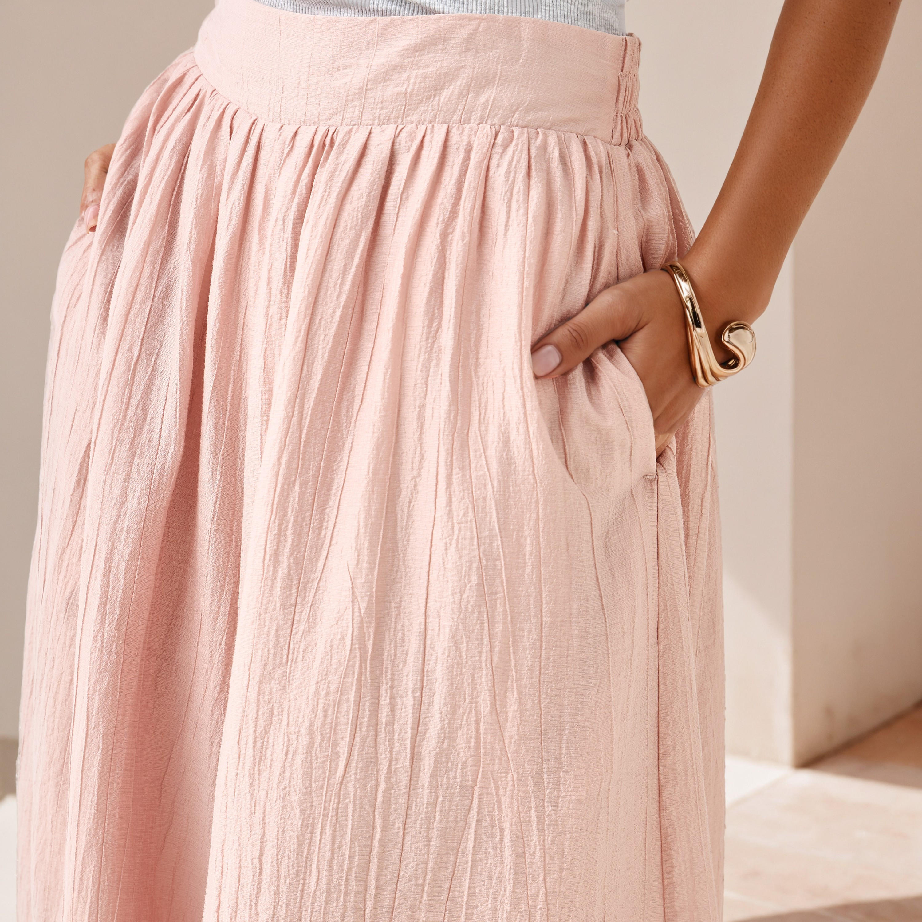 بنطلون بالازو بقصة مريحة وخصر نصف مطاطي وملمس بارز-women-clothing-bottoms-trousers-image-4