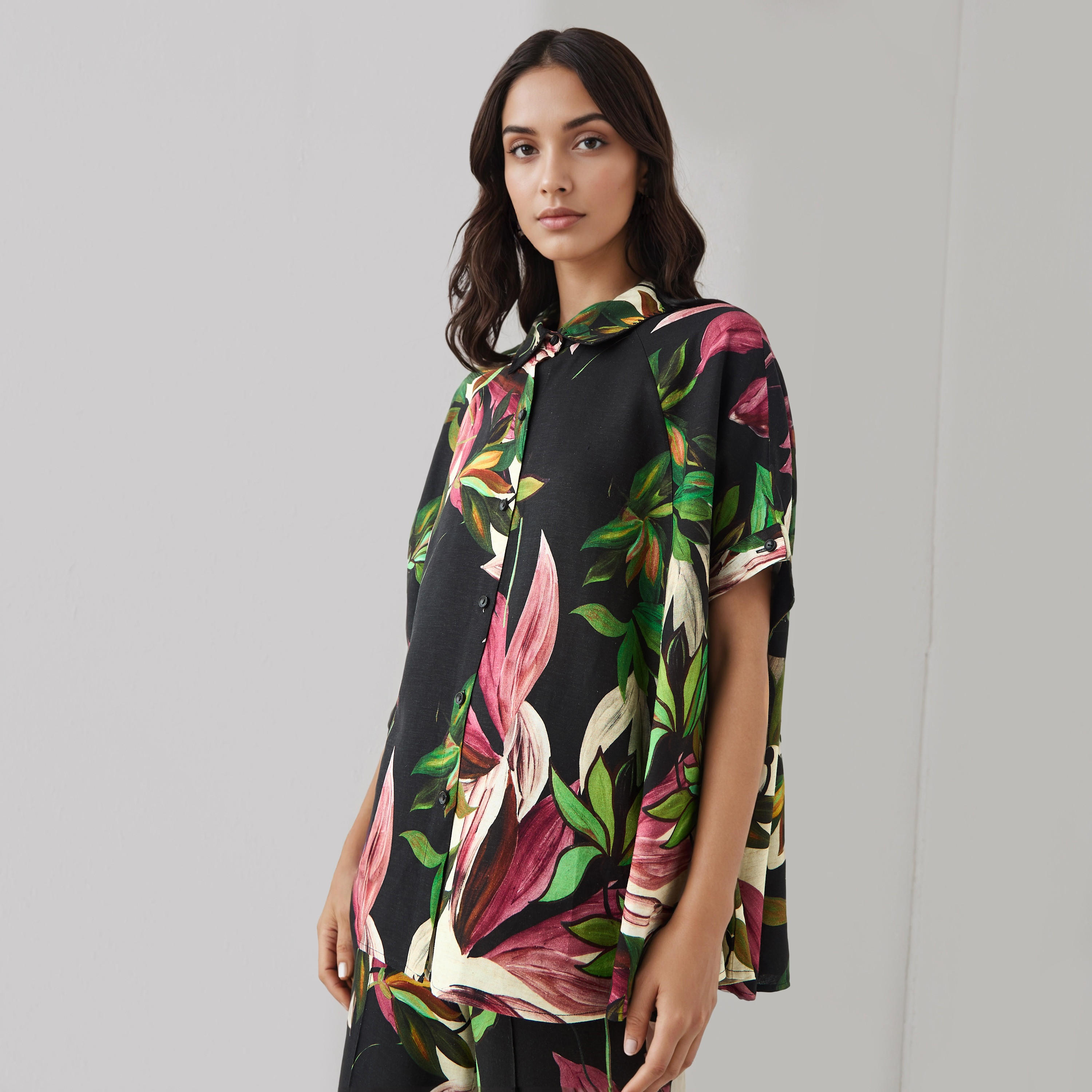Floral Print Trapeze Linen Blend Shirt with Short Sleeves-women-clothing-shirtsandblouses-shirts-image-1