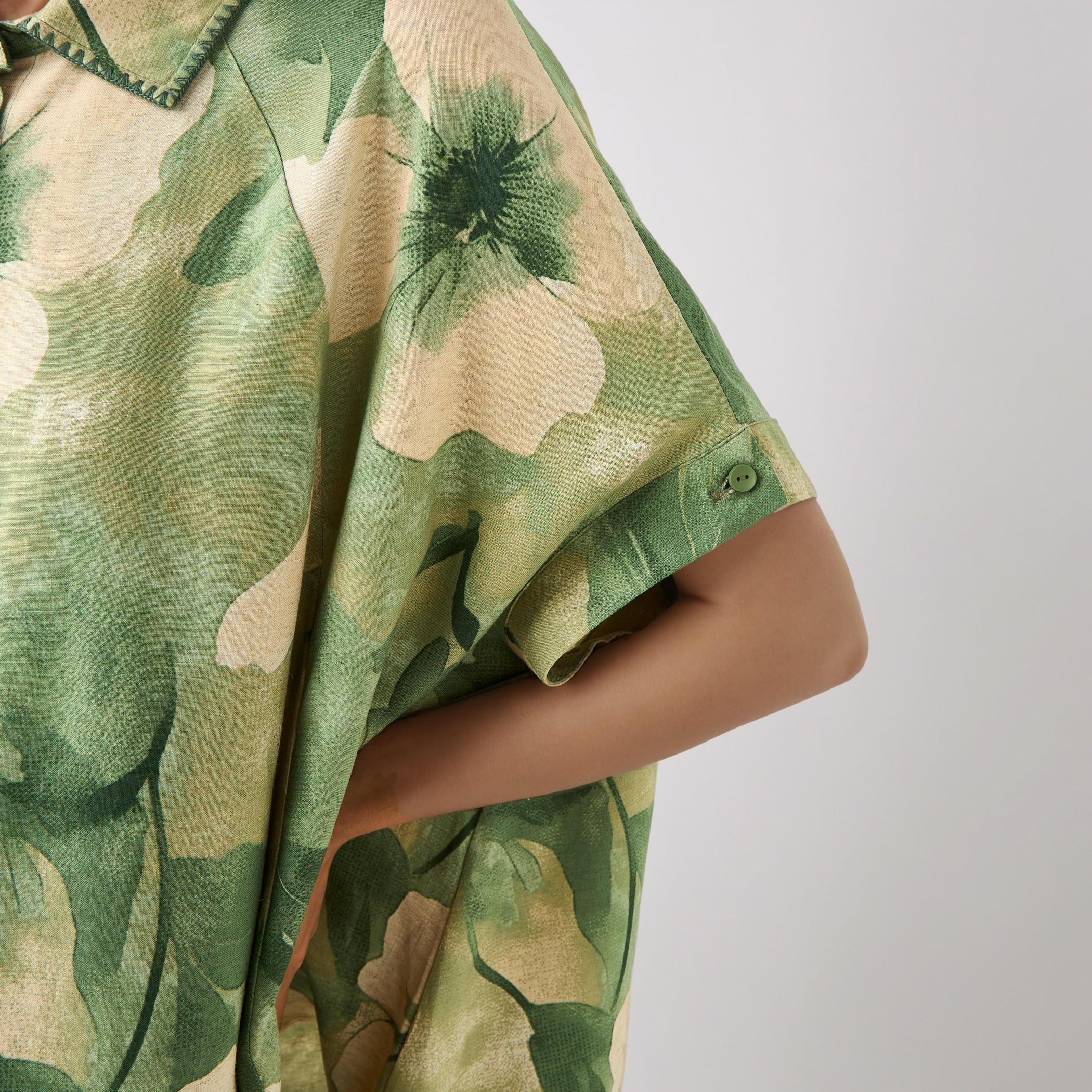 Floral Print Trapeze Linen Blend Shirt with Short Sleeves-women-clothing-shirtsandblouses-shirts-image-5