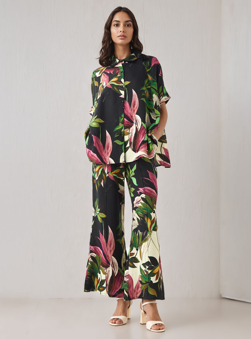 بنطلون واسع من الأسفل بخصر رباط وطبعات زهور من مزيج الكتان-women-clothing-bottoms-trousers-image-4