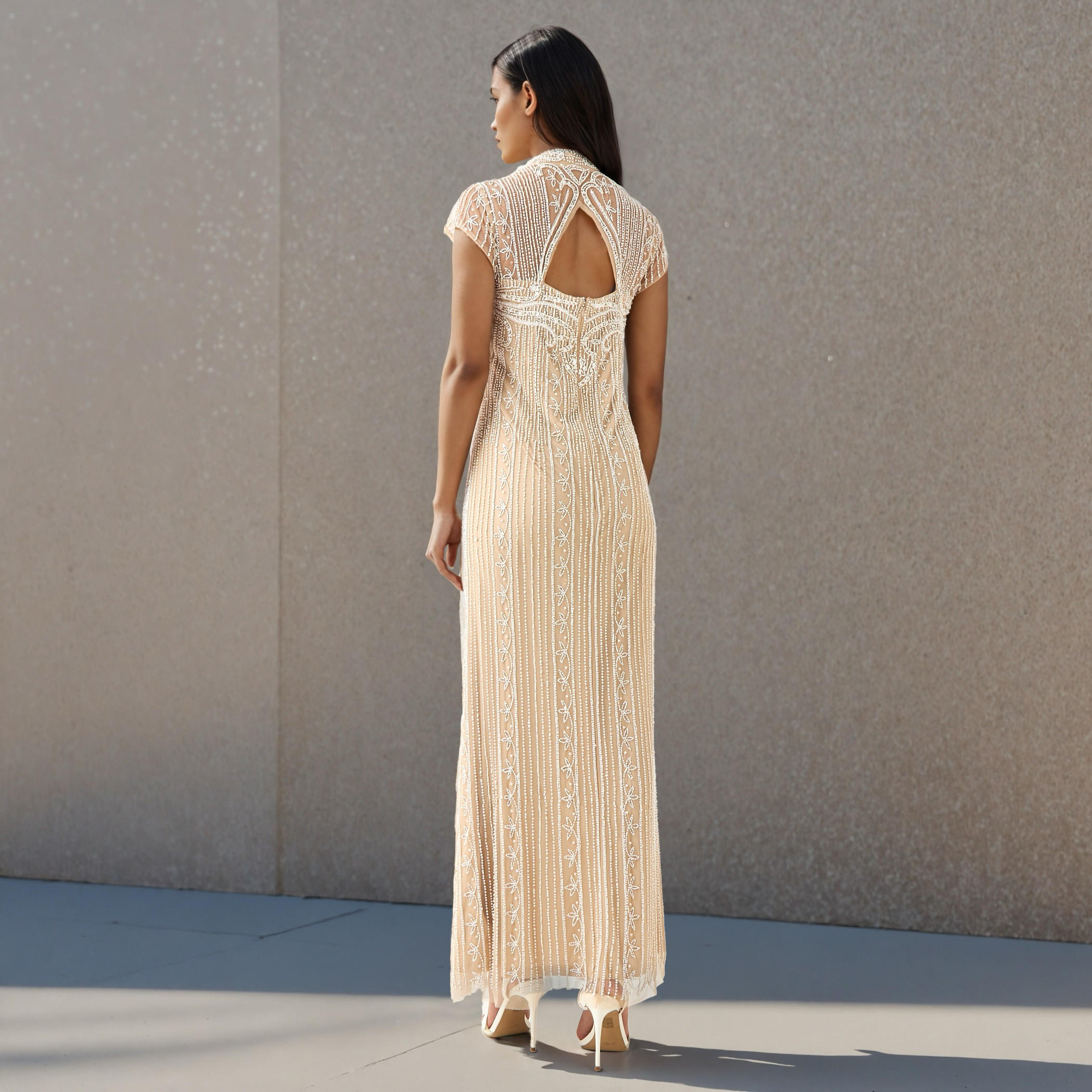 فستان سهرة بزينة خرز وتفاصيل مفرغة-women-clothing-dresses-image-3