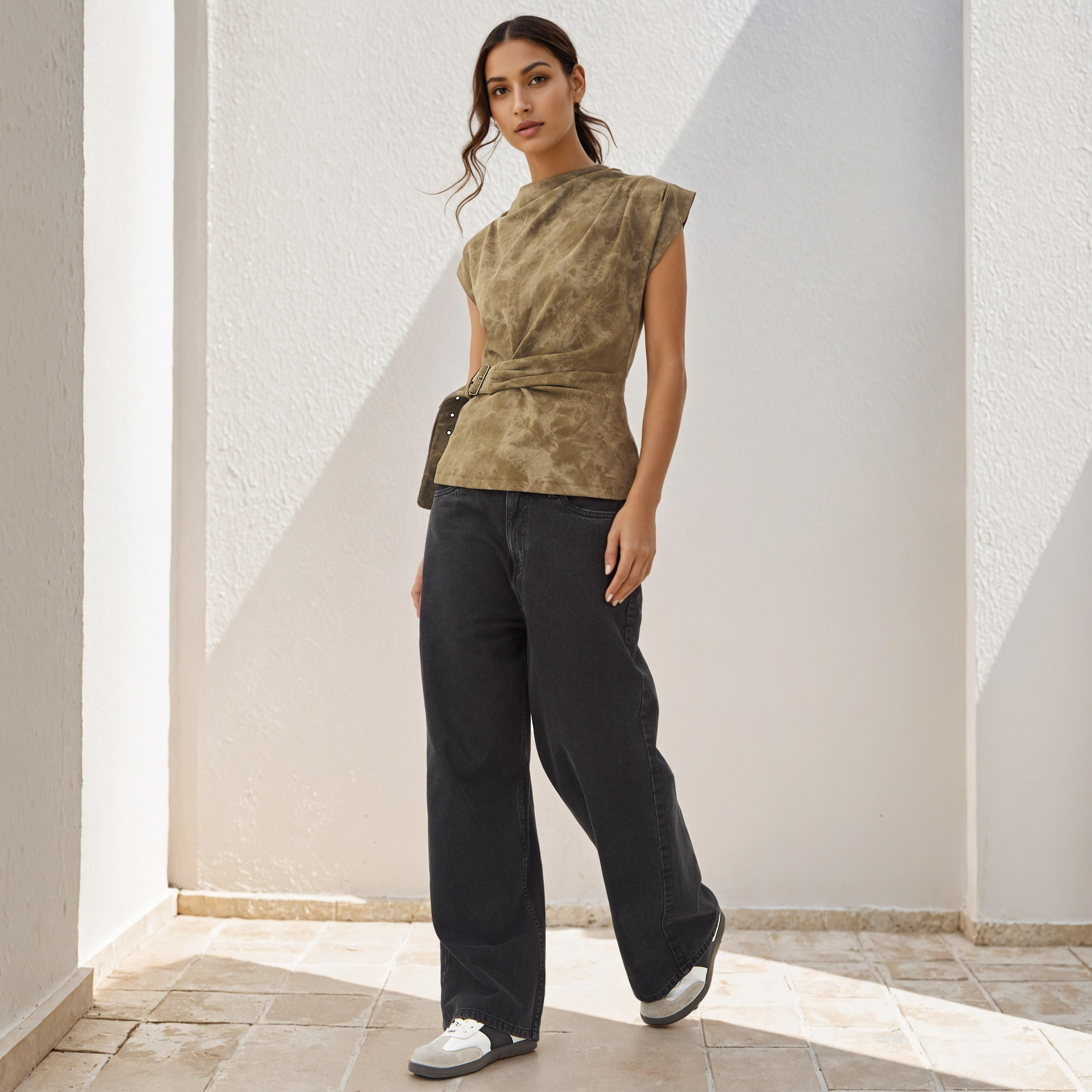 بلوزة منسدلة بزينة إبزيم وطبعات-women-clothing-shirtsandblouses-blouses-image-2