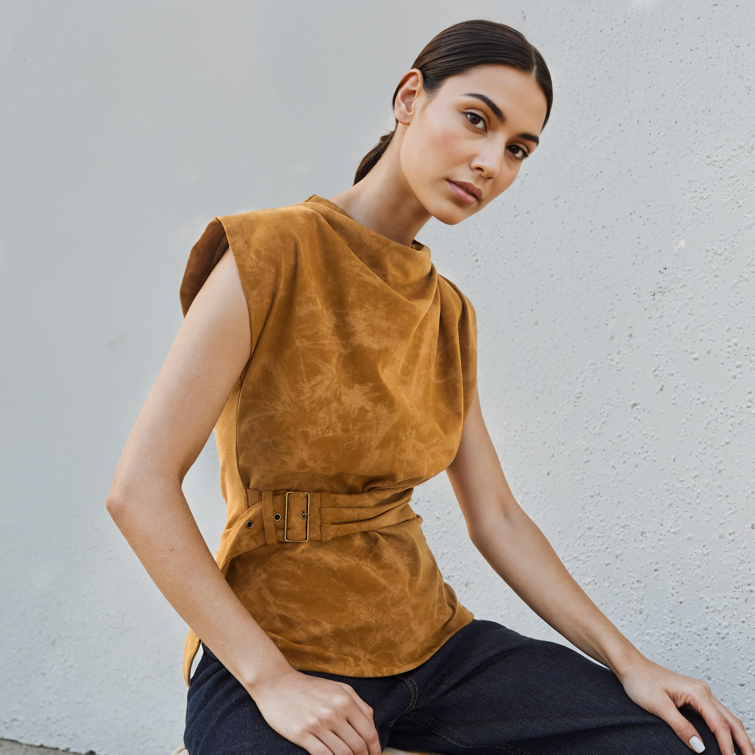بلوزة منسدلة بزينة إبزيم وطبعات-women-clothing-shirtsandblouses-blouses-image-5