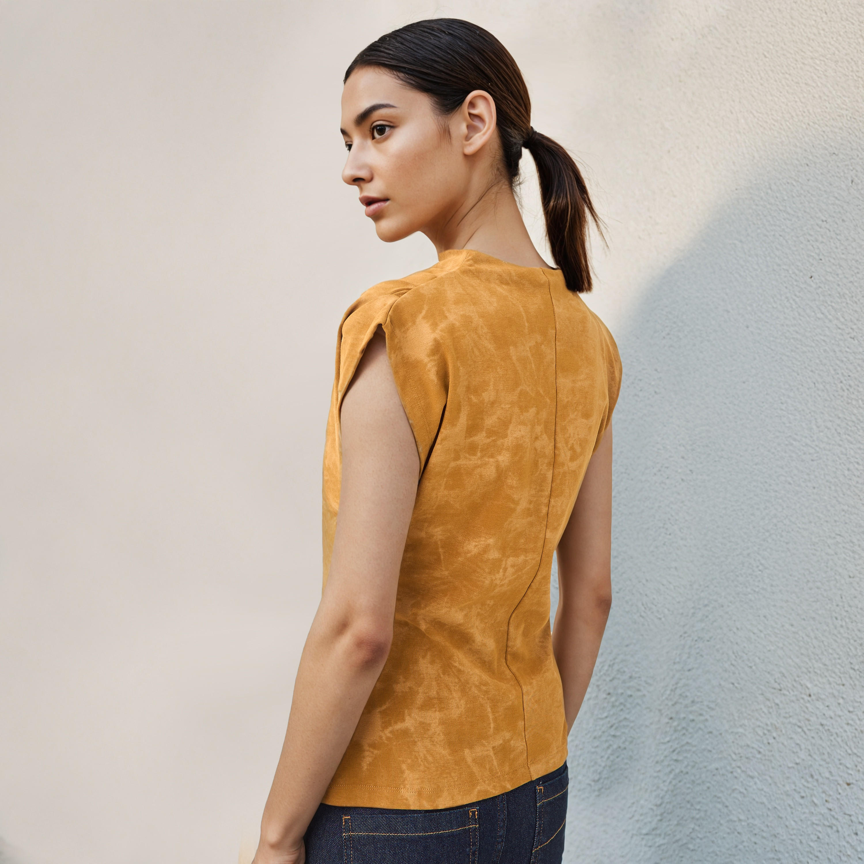 بلوزة منسدلة بزينة إبزيم وطبعات-women-clothing-shirtsandblouses-blouses-image-3
