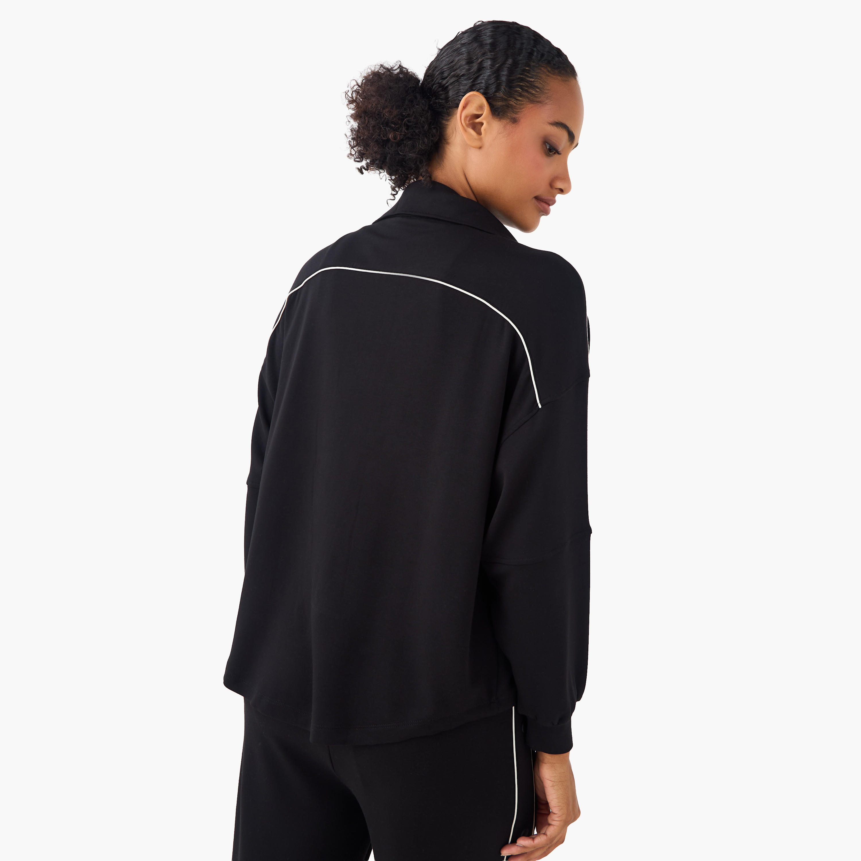 جاكيت سفر بياقة عالية وأكمام طويلة-women-winterwear-coatsandjackets-jackets-image-3