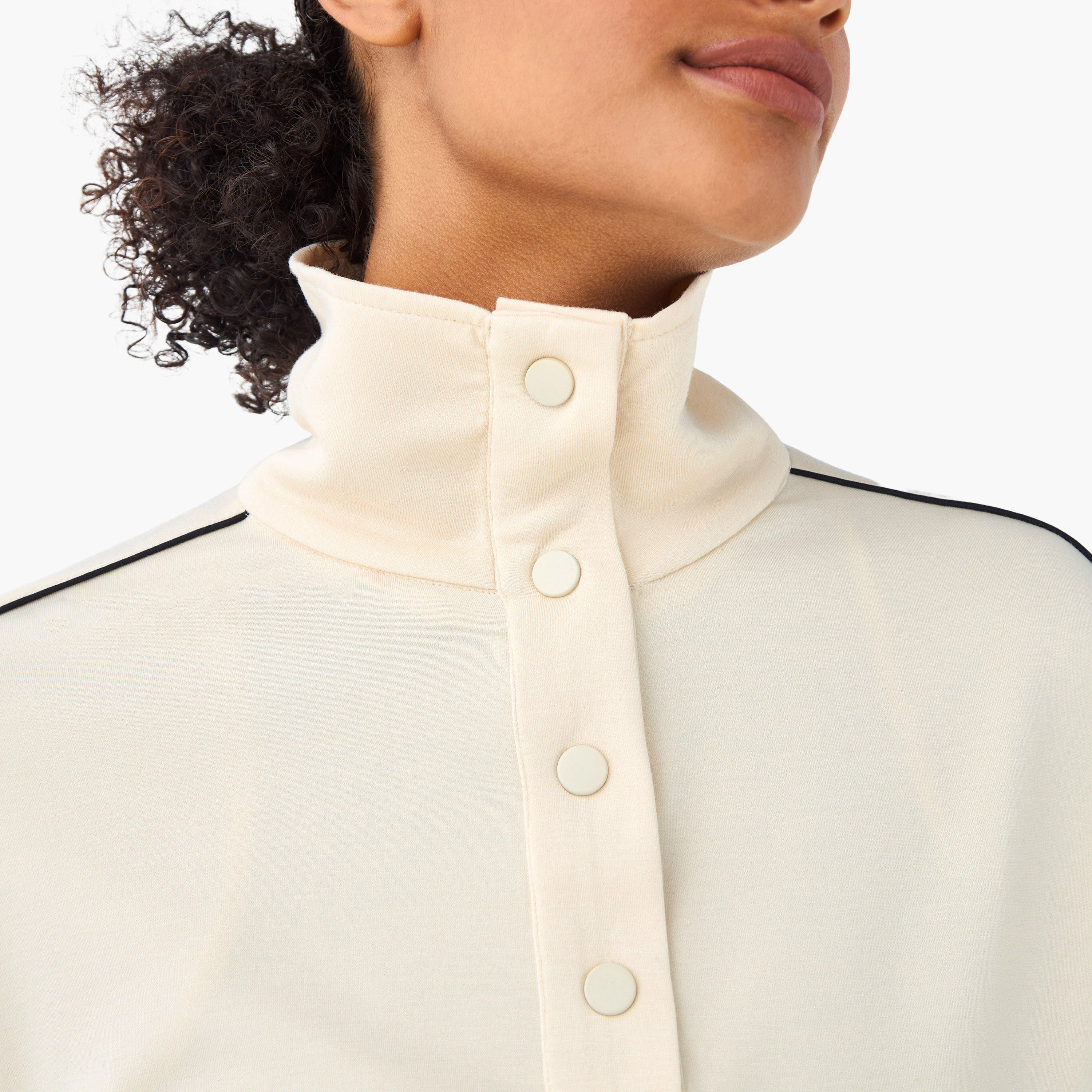 High Neck Travel Jacket with Long Sleeves-women-winterwear-coatsandjackets-jackets-image-4