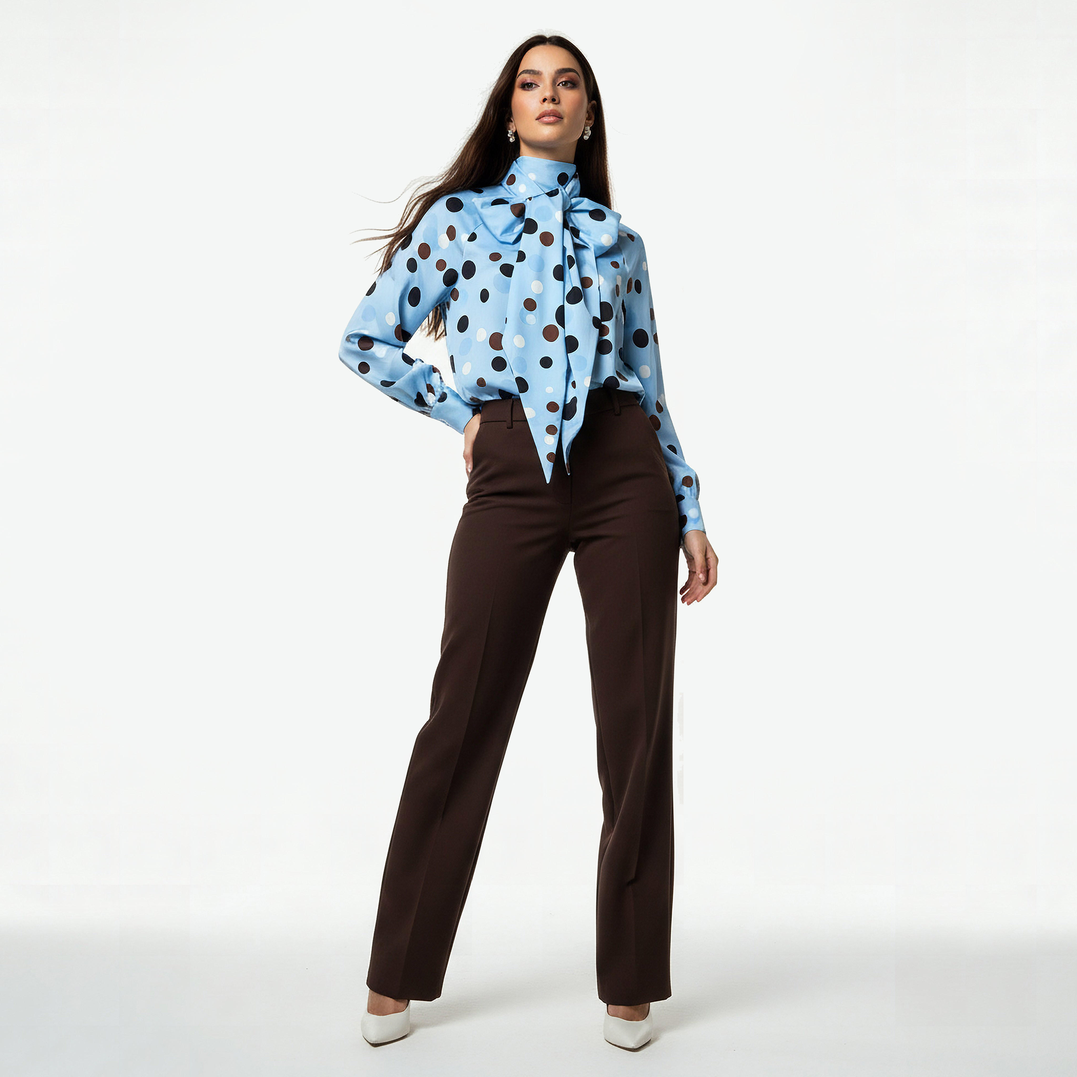 بلوزة بقصة عادية وطبعات وتفاصيل ياقة وشاح-women-clothing-shirtsandblouses-blouses-image-3