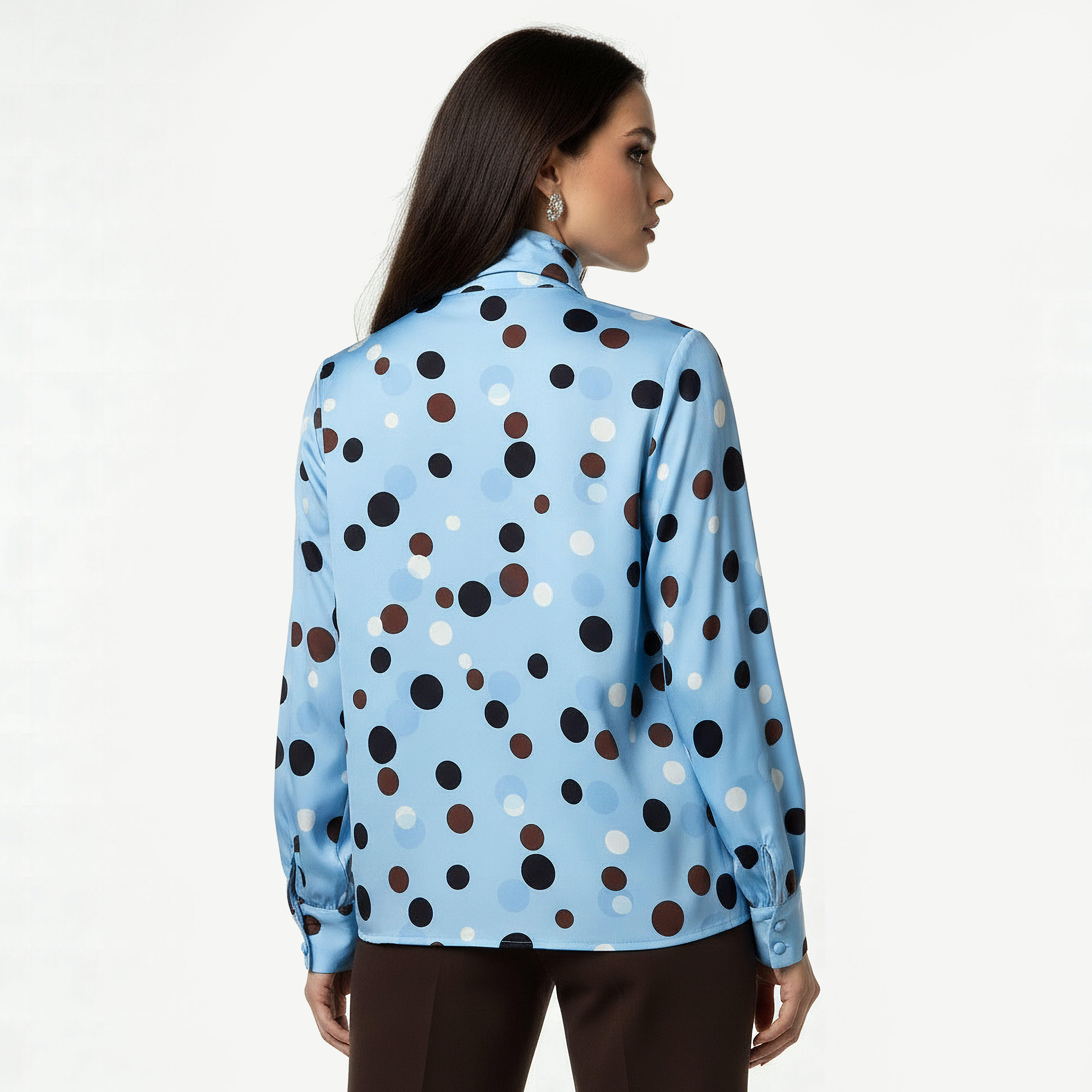 بلوزة بقصة عادية وطبعات وتفاصيل ياقة وشاح-women-clothing-shirtsandblouses-blouses-image-4