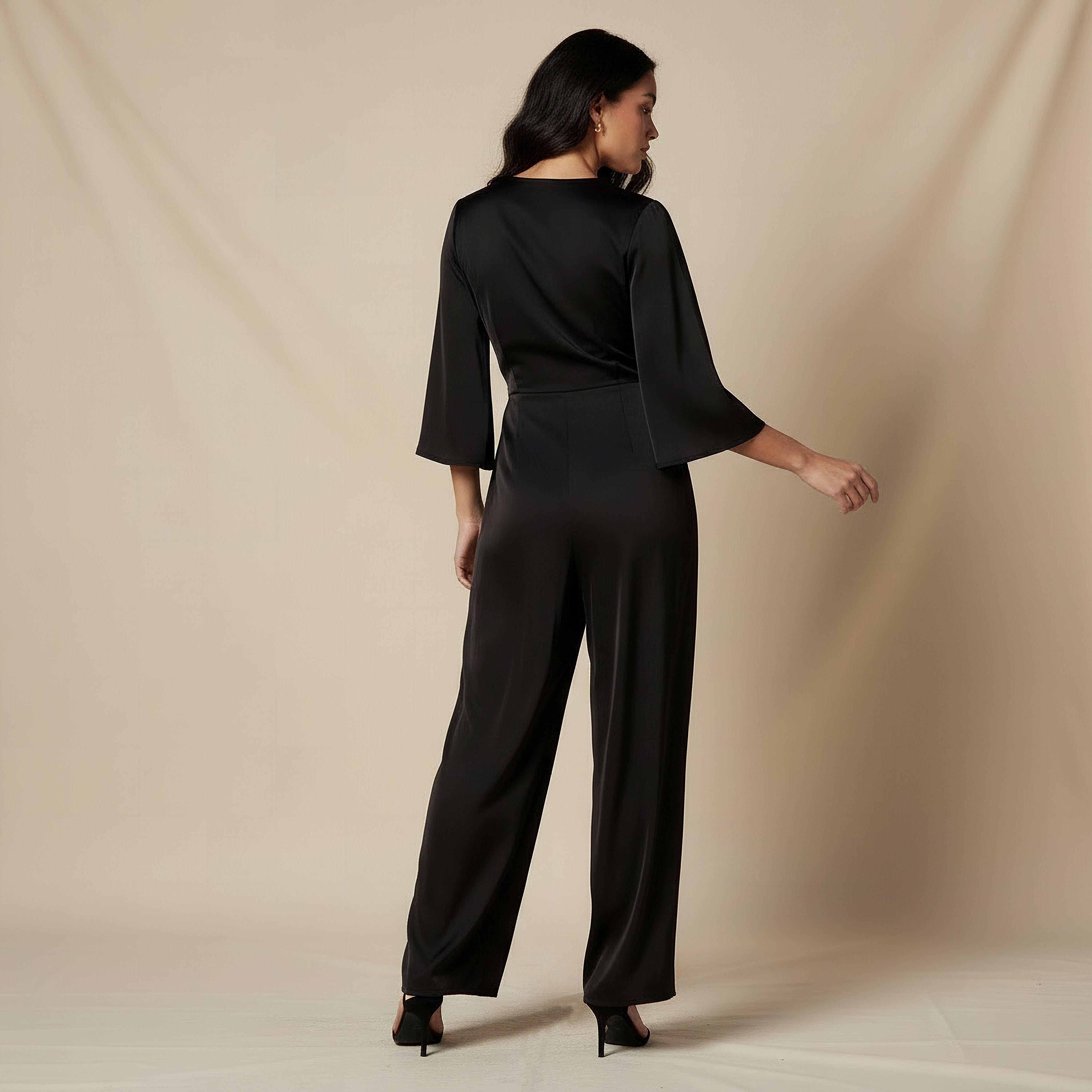 جمبسوت واسع الساقين وتفاصيل إبزيم-women-clothing-dresses-image-3