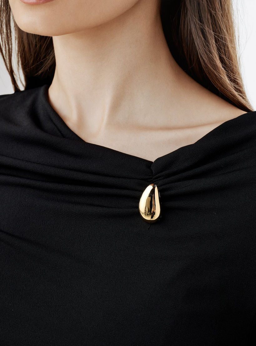 بلوزة بكشكش وأكمام جرس-women-clothing-tshirts-image-2