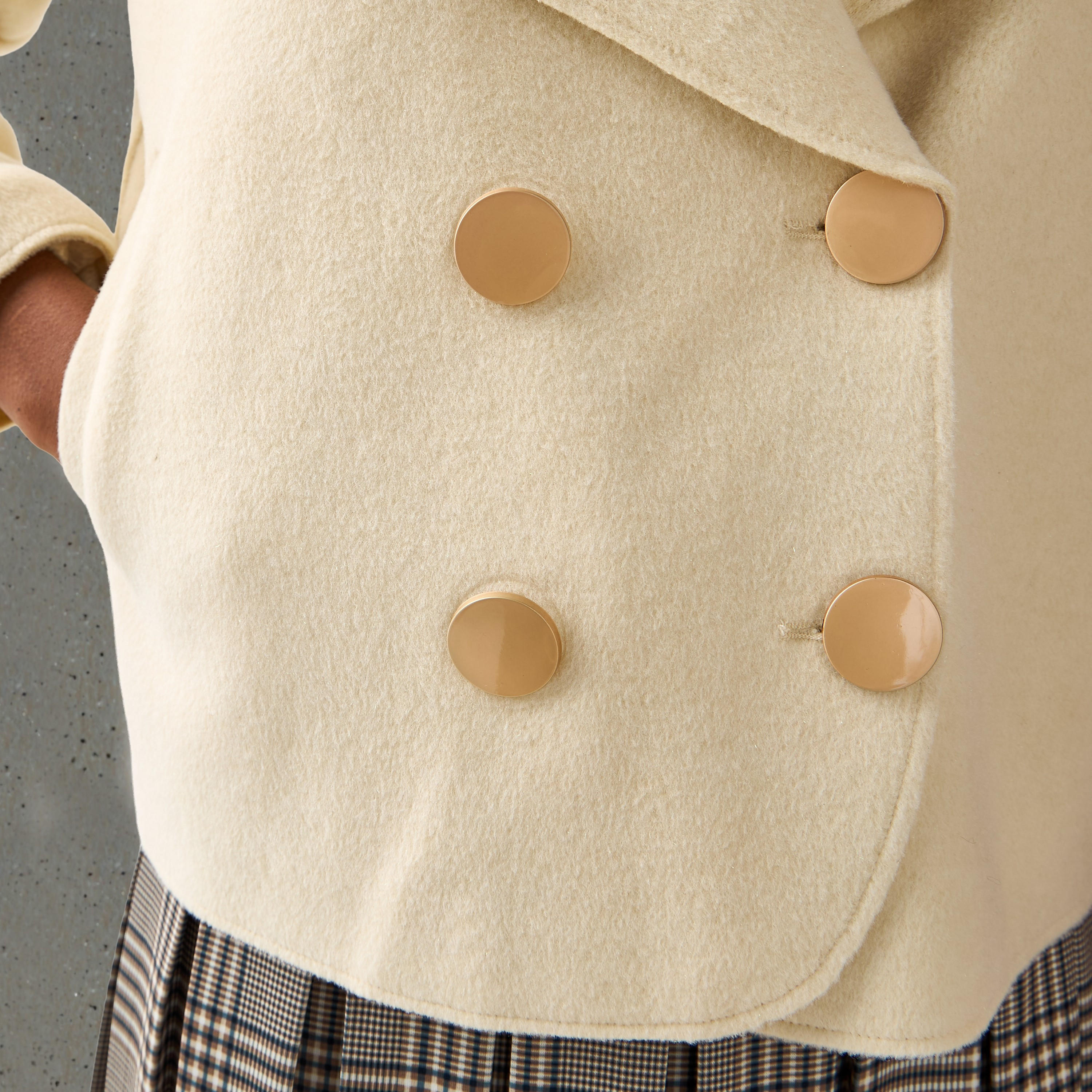 جاكيت لباد بزينة أزرار-women-winterwear-coatsandjackets-jackets-image-1