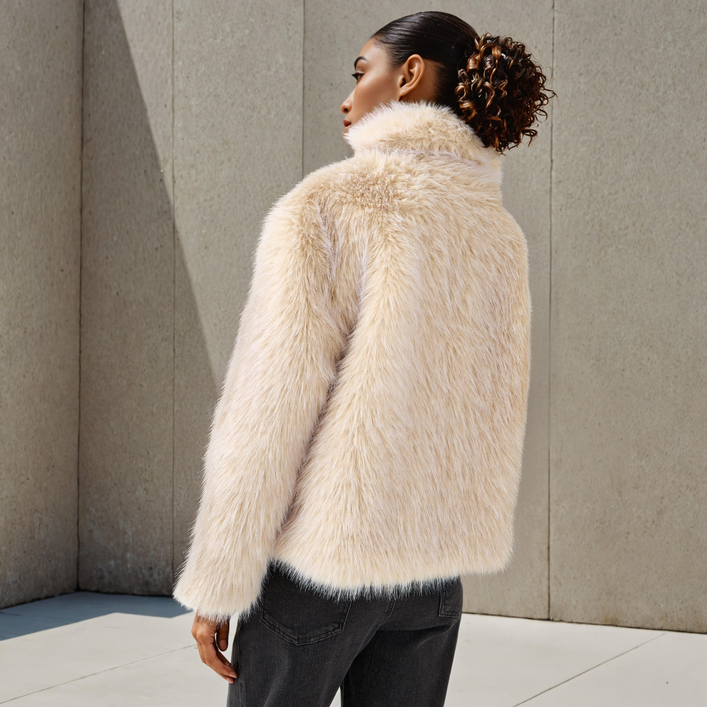 جاكيت فرو قصير بأكمام طويلة-women-winterwear-coatsandjackets-jackets-image-3