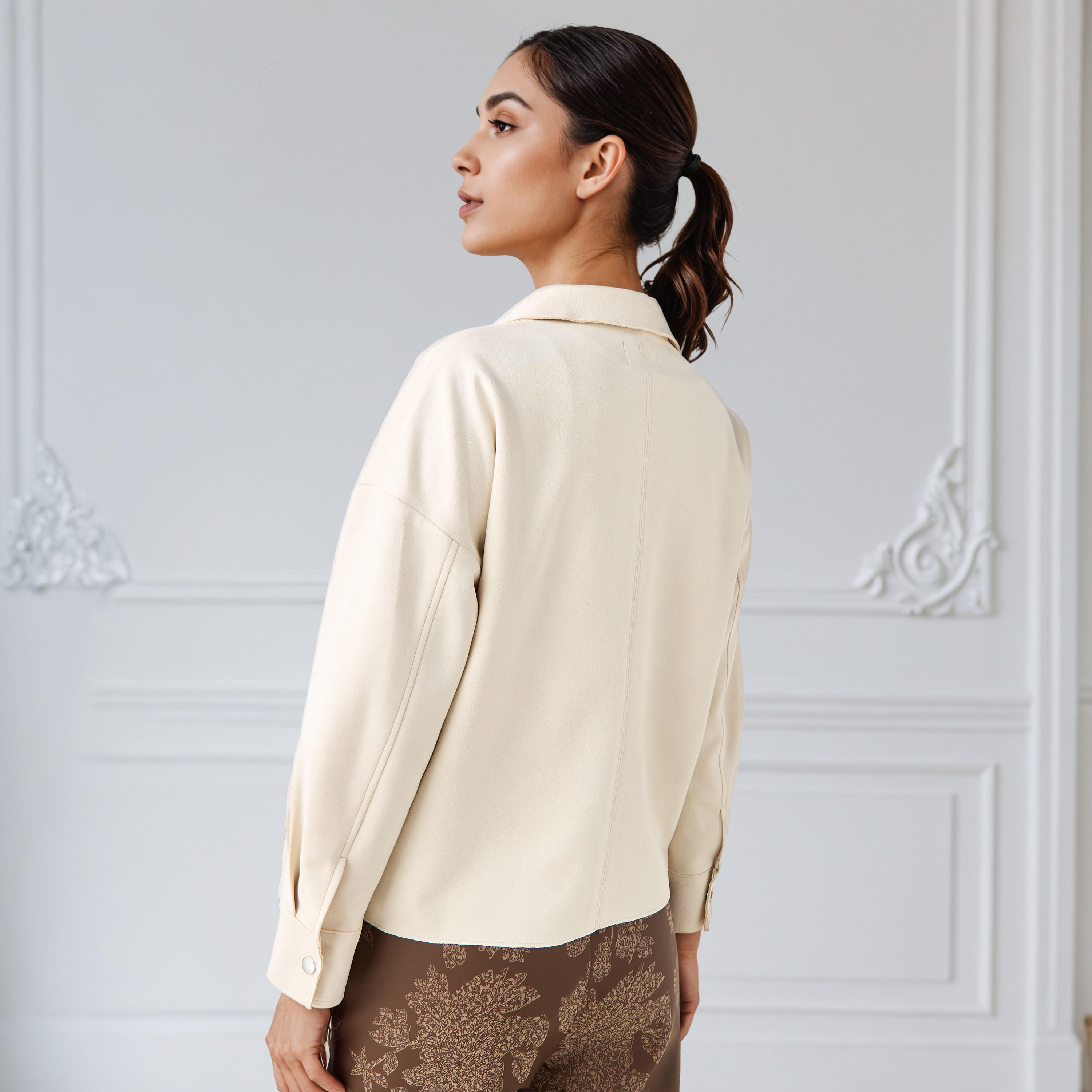 Regular Fit Suede Jacket-women-winterwear-coatsandjackets-jackets-image-3