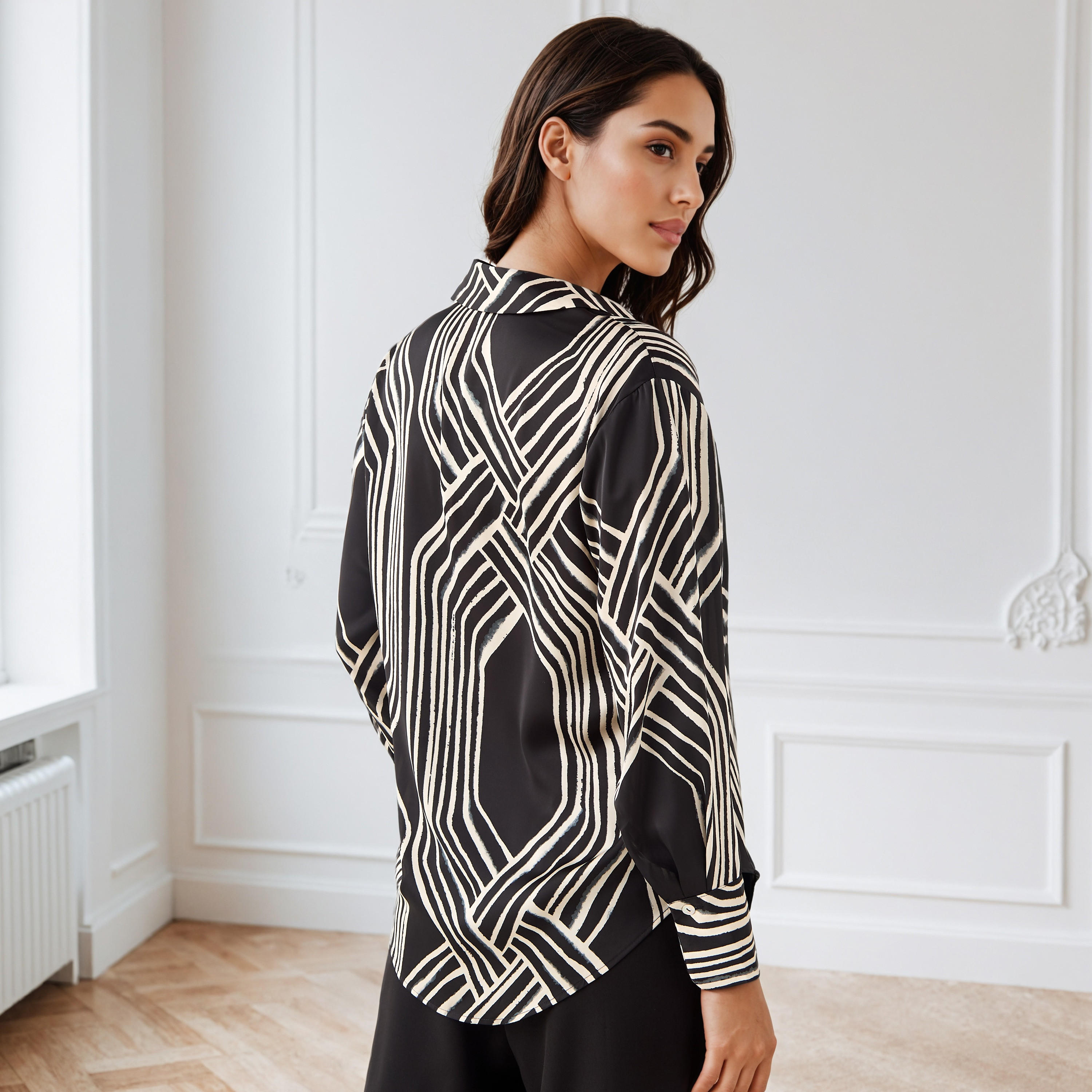 قميص ستان بقصة عادية وطبعات-women-clothing-shirtsandblouses-shirts-image-3