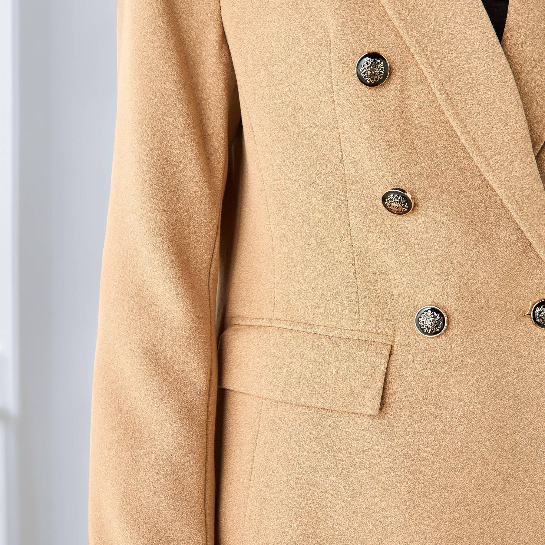 Regular Blazer with Peak Lapel-women-clothing-coatsandjackets-blazers-image-5