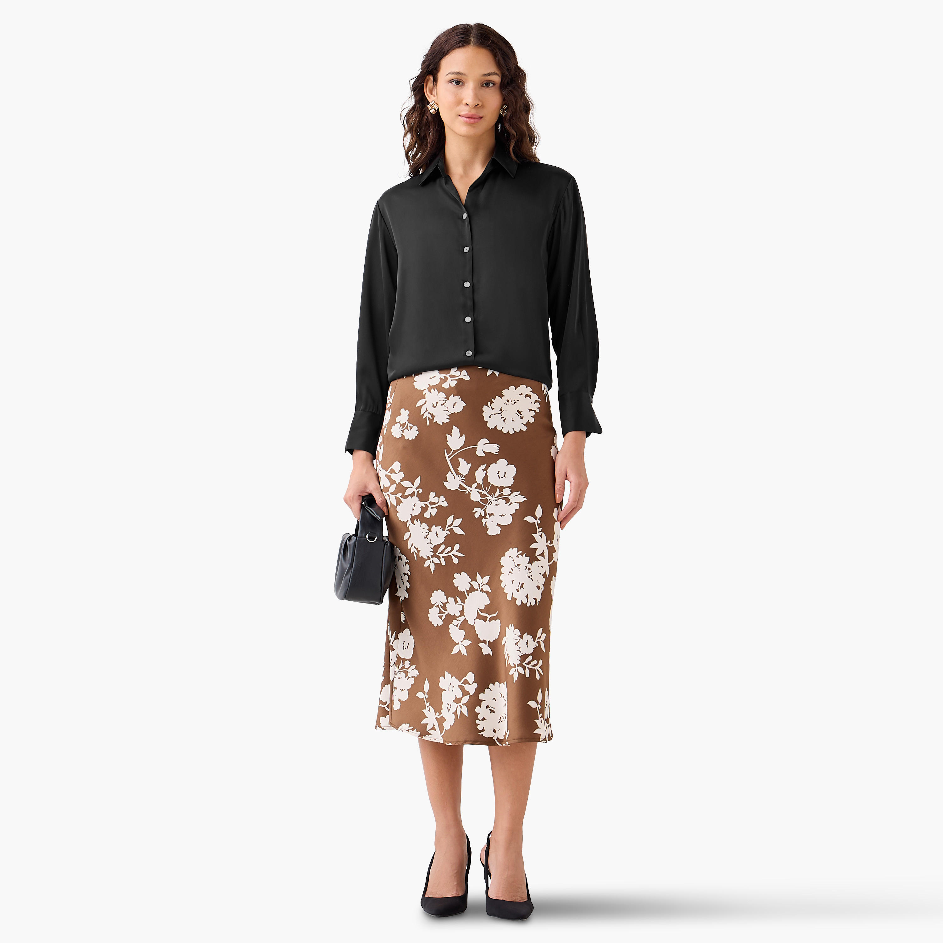 قميص ساتان بقصة عادية وياقة-women-clothing-shirtsandblouses-shirts-image-5