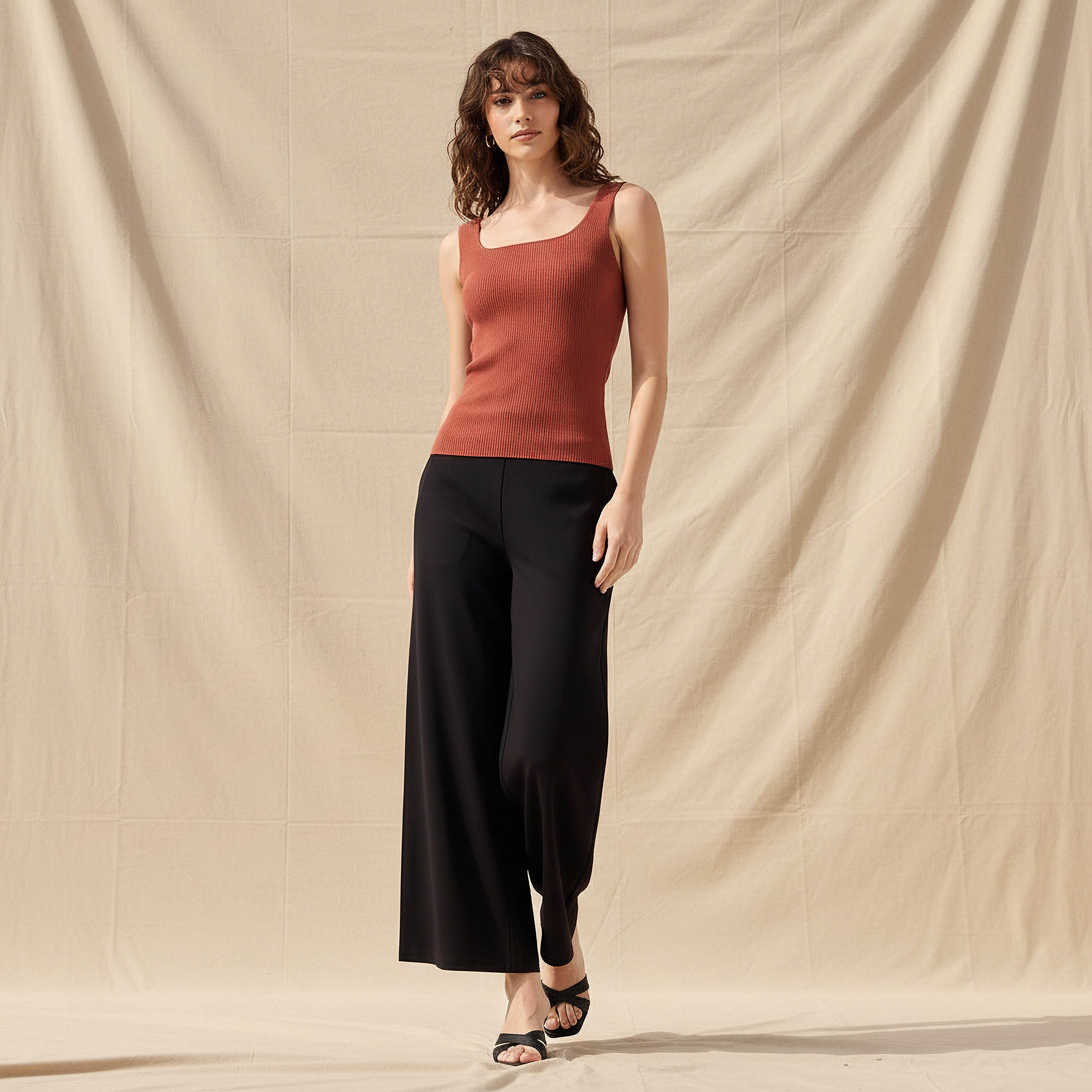 بلوزة تانك بقصة ضيقة وحمالات عريضة-women-clothing-shirtsandblouses-blouses-image-6