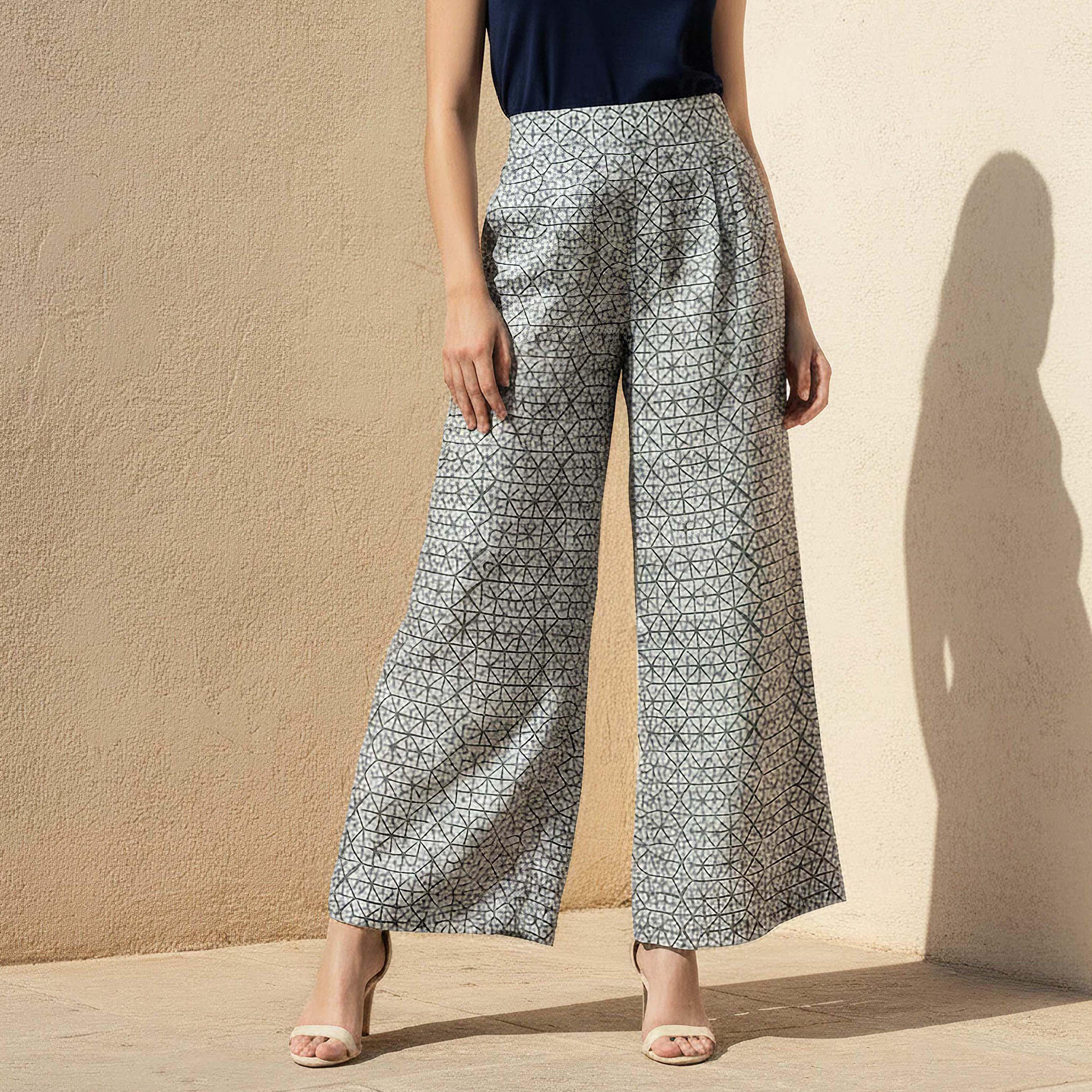 بنطلون واسع الساقين بطبعات وبخصر نصف مطاطي-women-clothing-coordsets-image-4