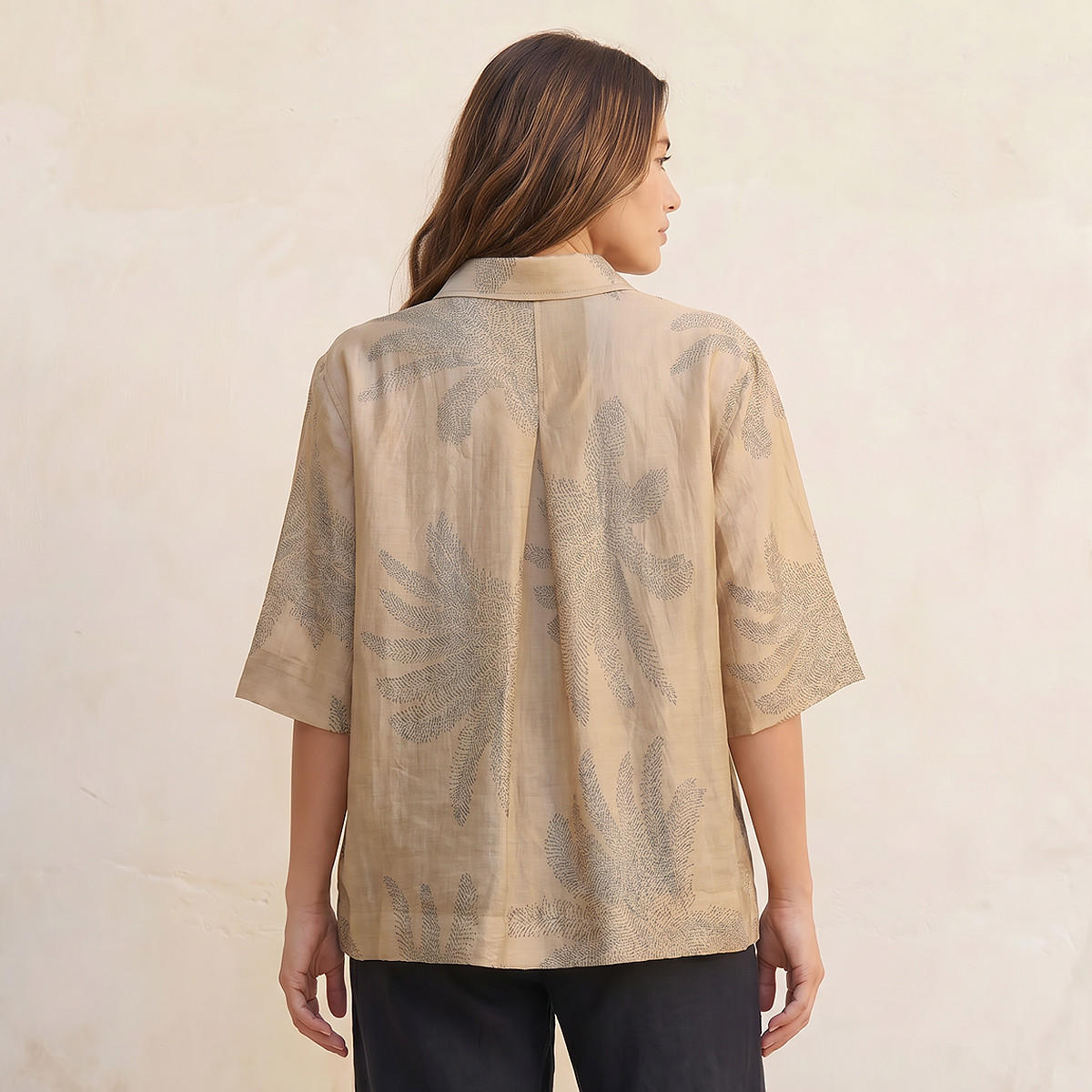 قميص بقصّة مريحة وطبعات-women-clothing-shirtsandblouses-shirts-image-1