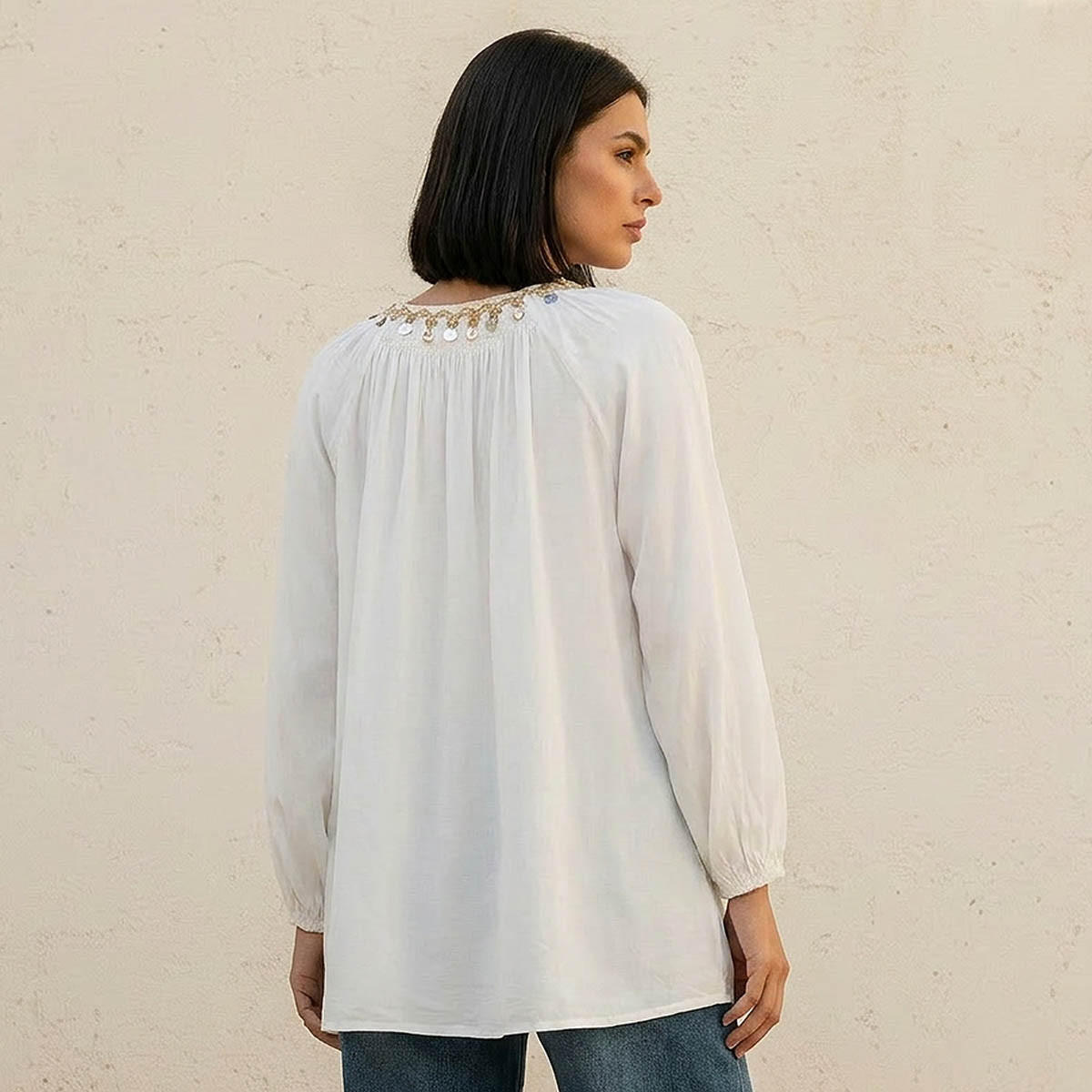 بلوزة فيسكوز مزيّنة بقصّة مريحة-women-clothing-shirtsandblouses-blouses-image-4