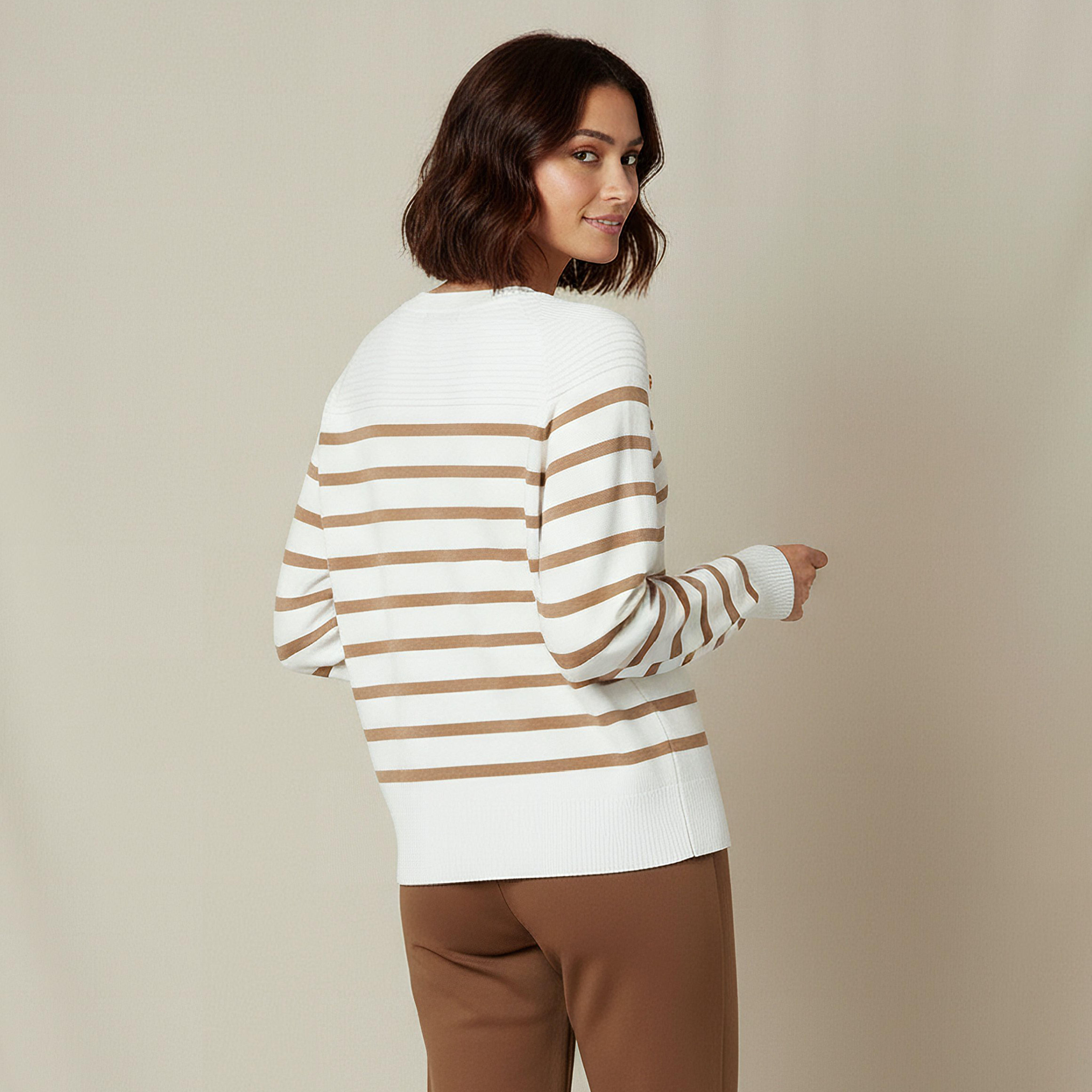 بلوزة مخططة بقصة عادية-women-clothing-tshirts-image-3