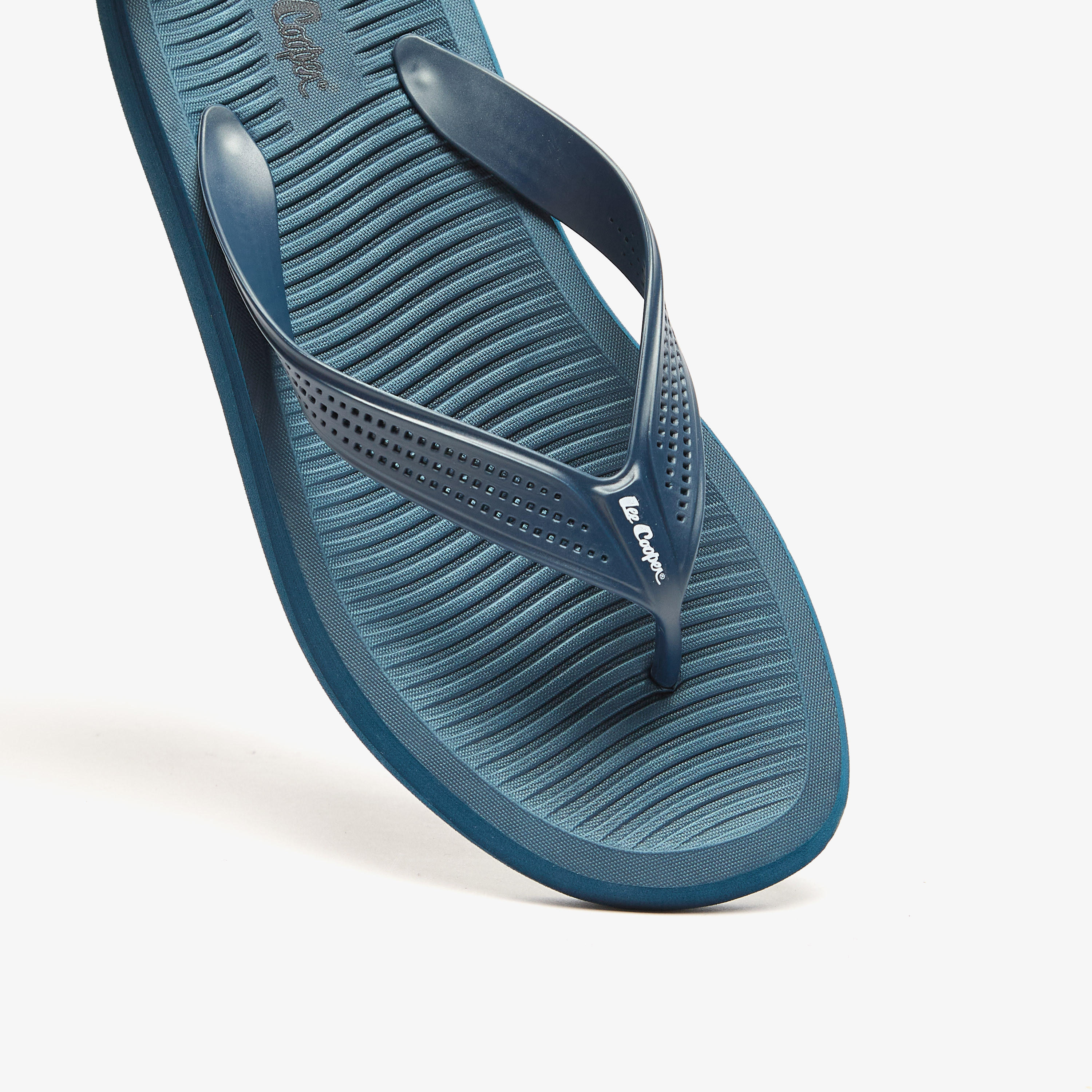 شبشب بزينة شعار للرجال من لي كوبر-men-shoes-flipflopsandslides-image-9