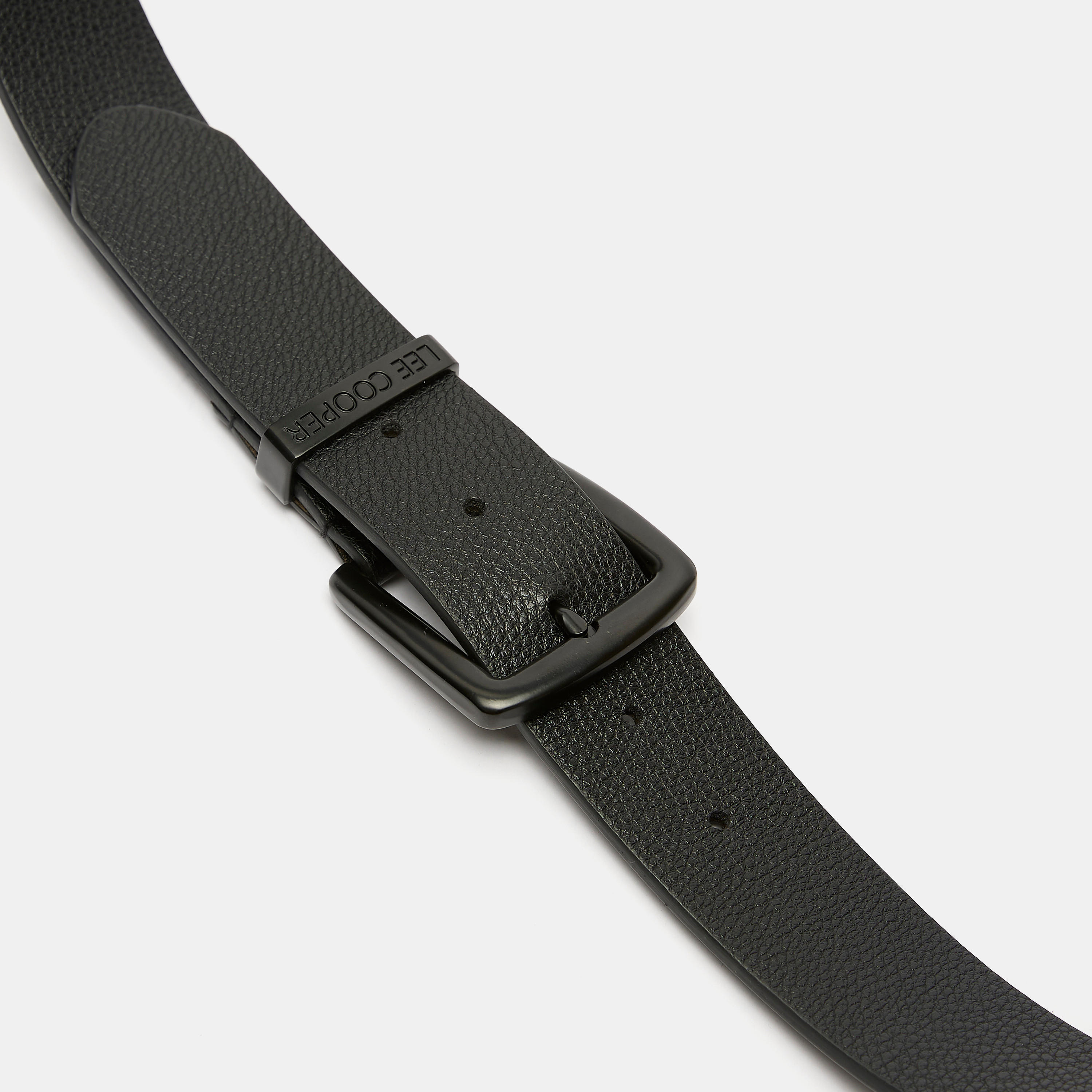 حزام بارز الملمس بإبزيم بدبّوس إغلاق من لي كوبر-men-beltsandwallets-belts-image-4