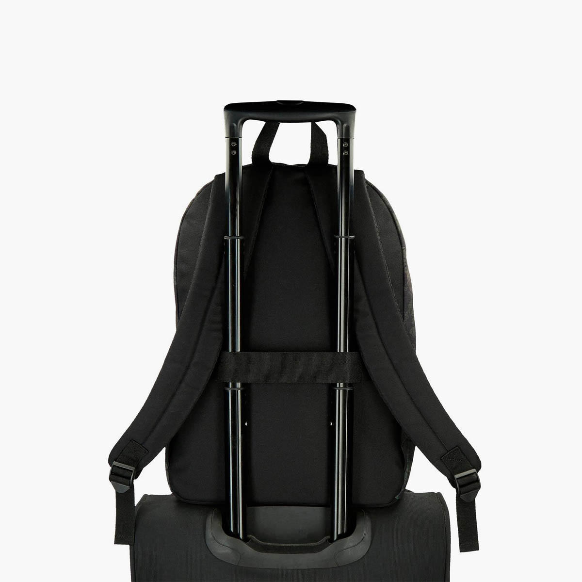 Reebok Logo Print School Backpack with Adjustable Straps and Zip Closure - 38x19x43 cm-school-bagsandbackpacks-backpacks-image-8