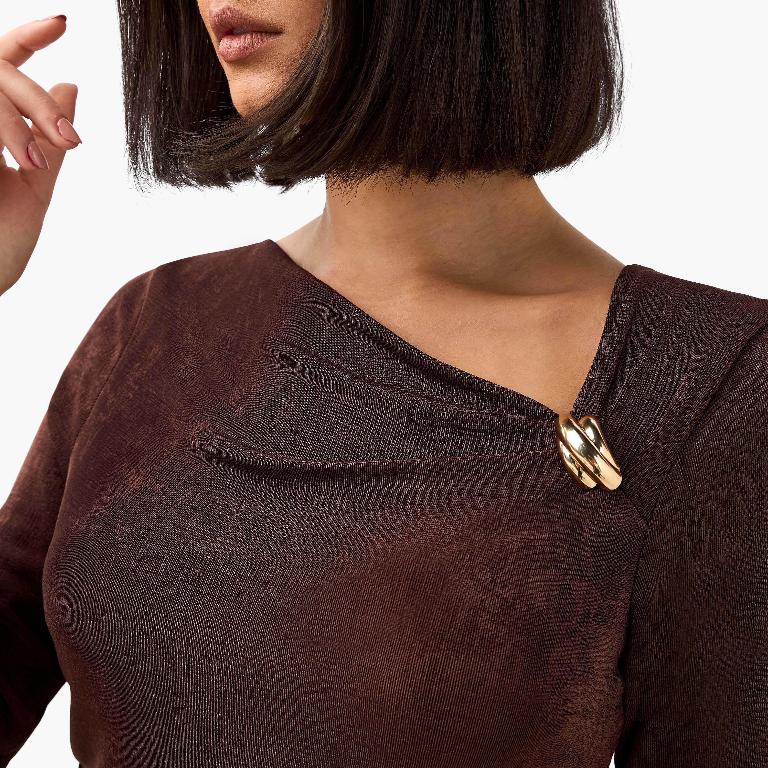 بلوزة محبوكة بحافة ميتاليك من سلينكي-women-clothing-shirtsandblouses-blouses-image-6